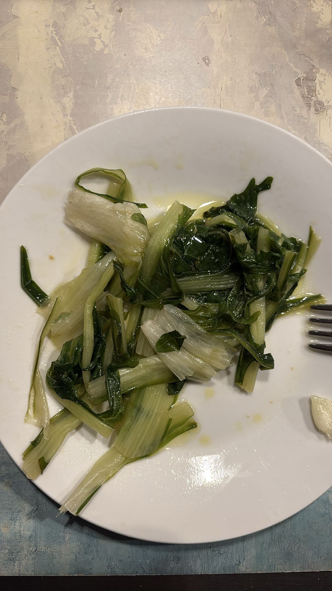 Boiled greens with oil