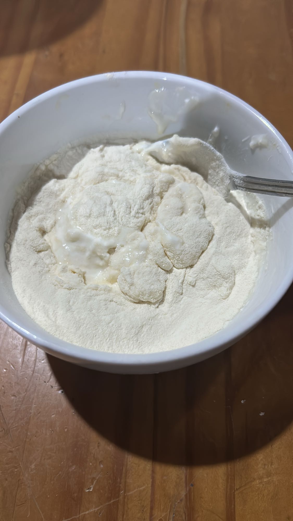 Mistura de farinha e iogurte