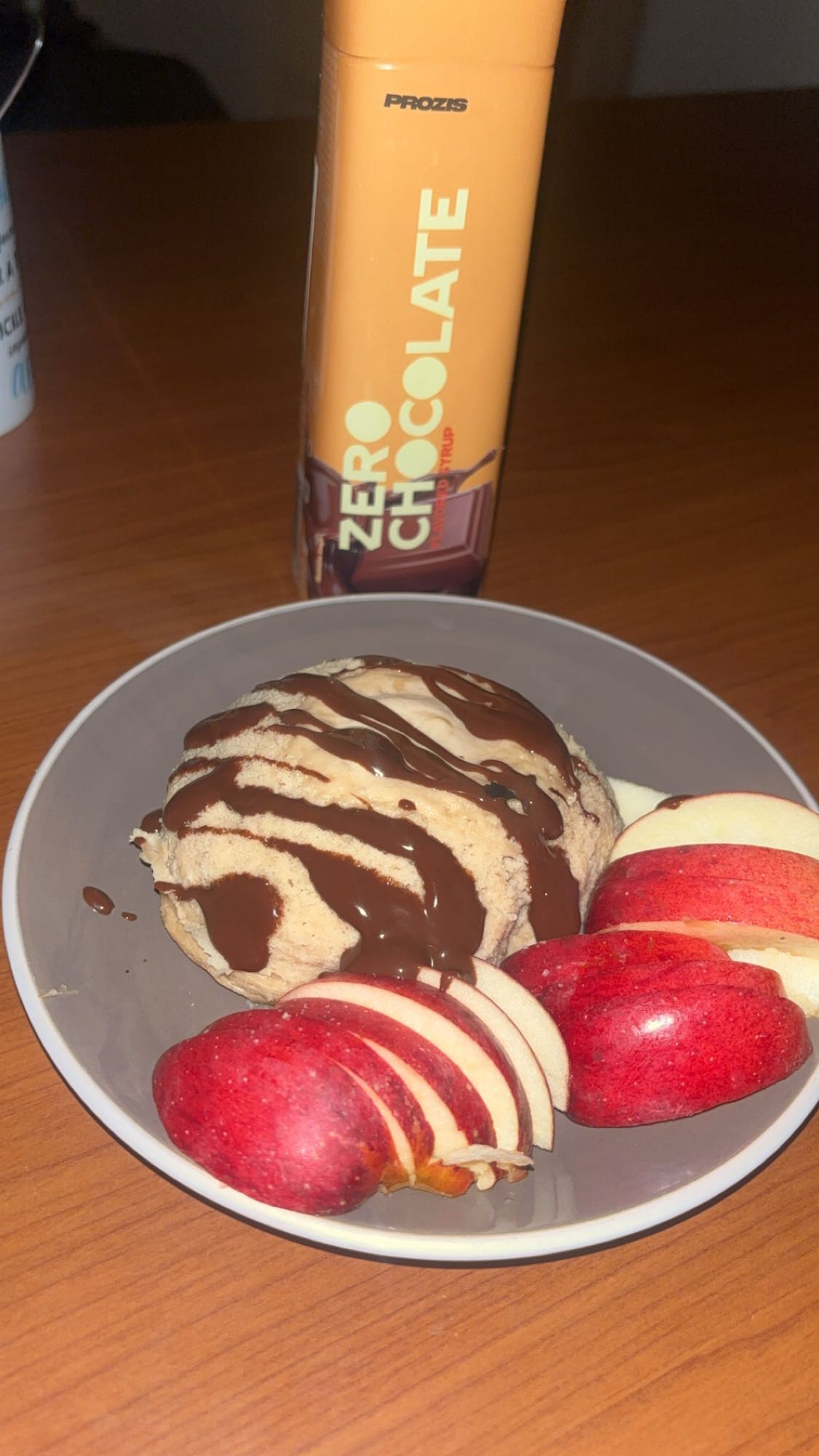 Flocons d’avoine, œuf, skyr et pomme