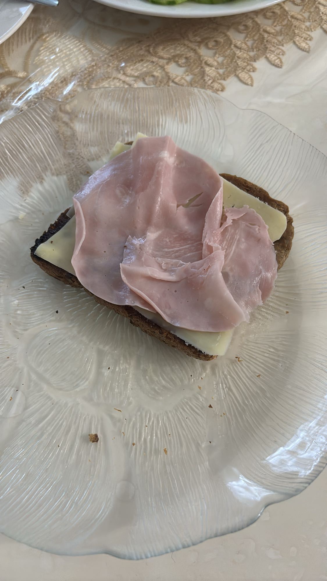 Skinksmörgås med ost