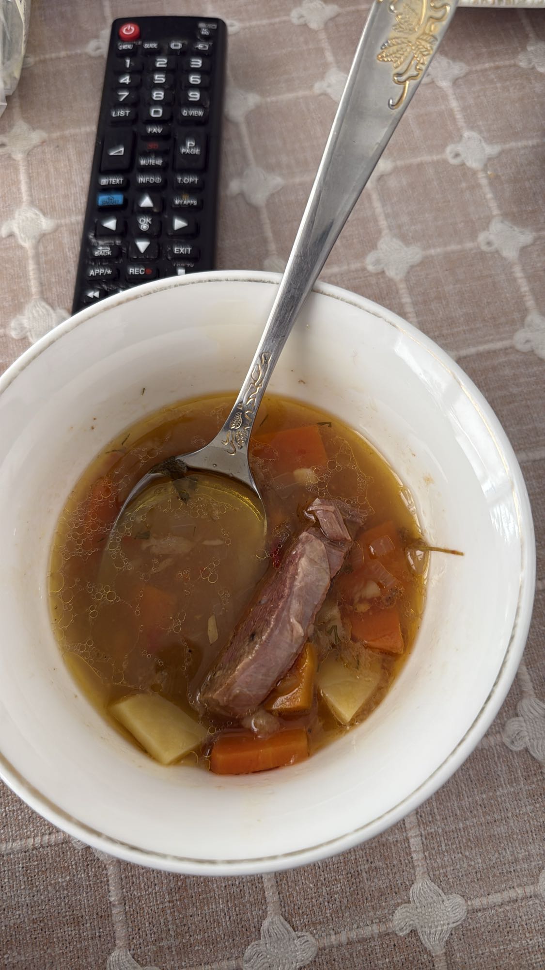 говяжий овощной суп