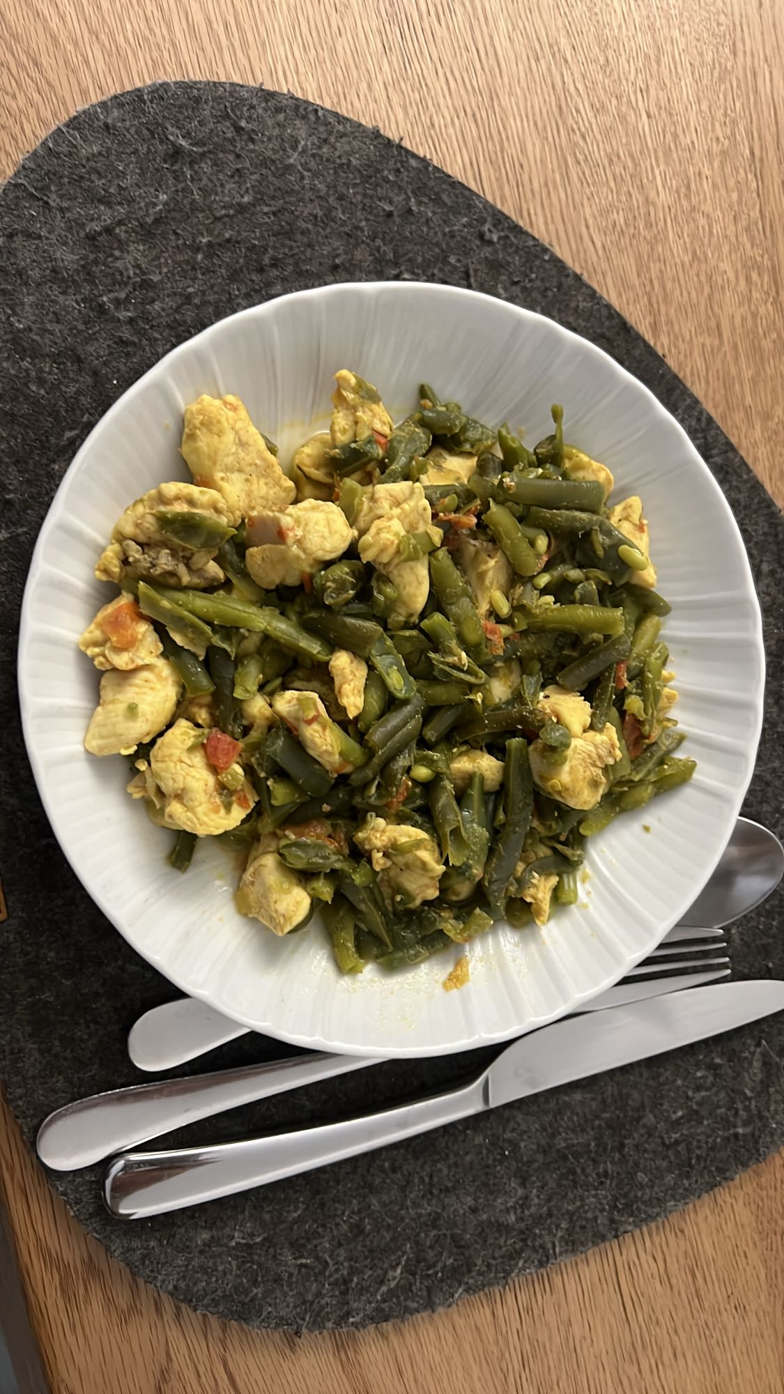 Tavuklu yeşil fasulye