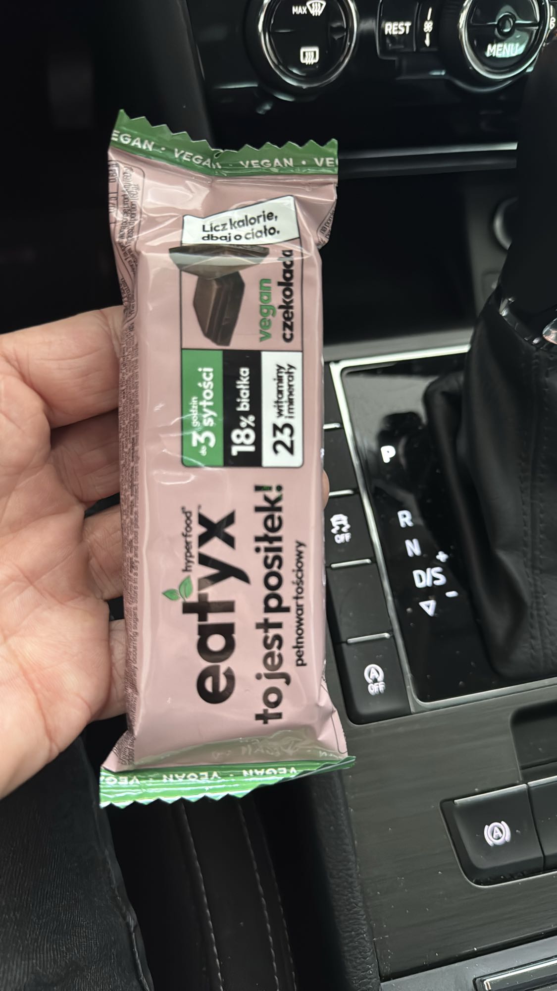 Baton wegański czekoladowy