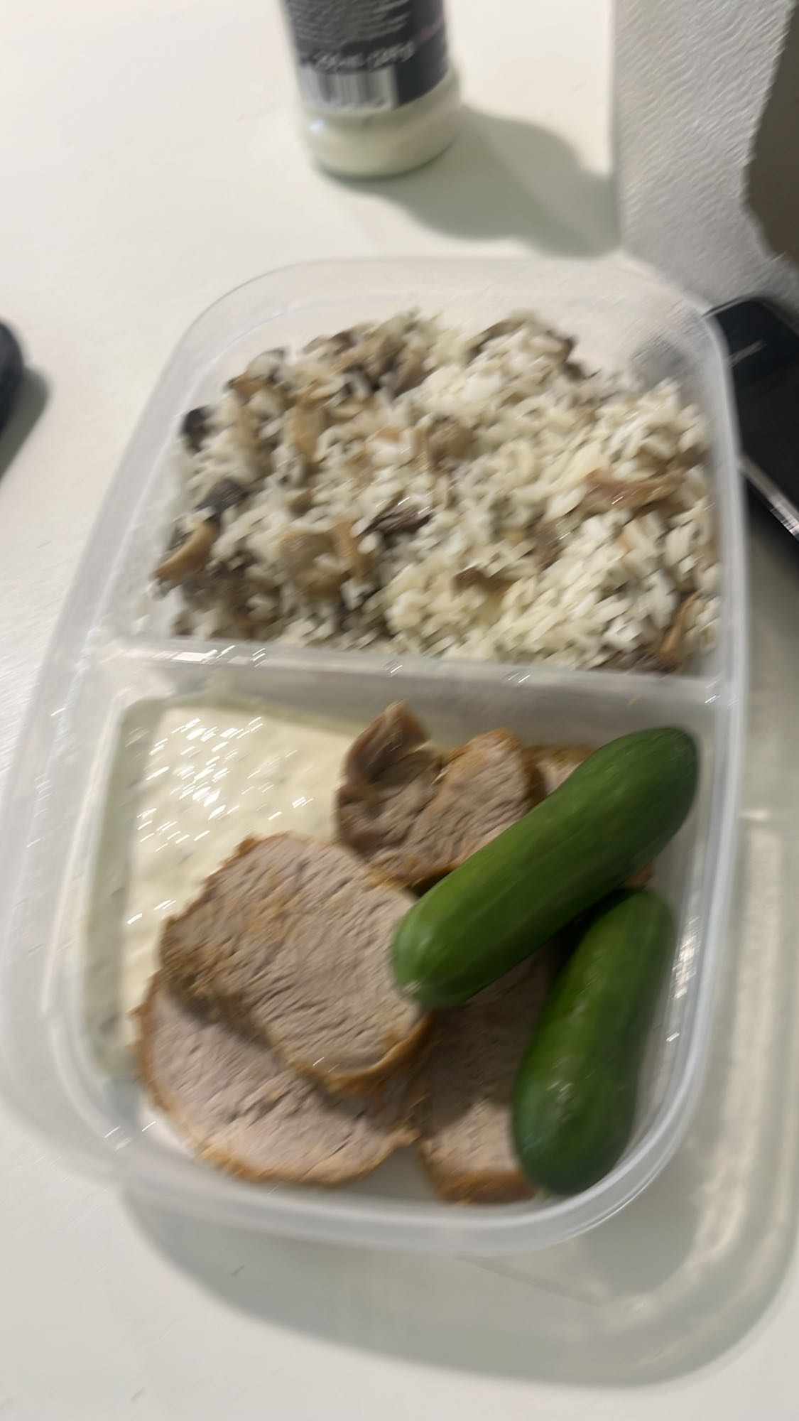 Orez cu carne și legume