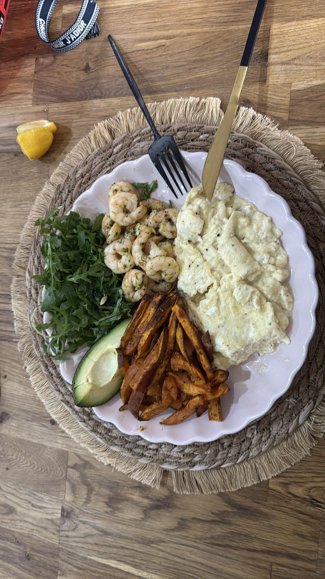 Assiette crevettes & œufs