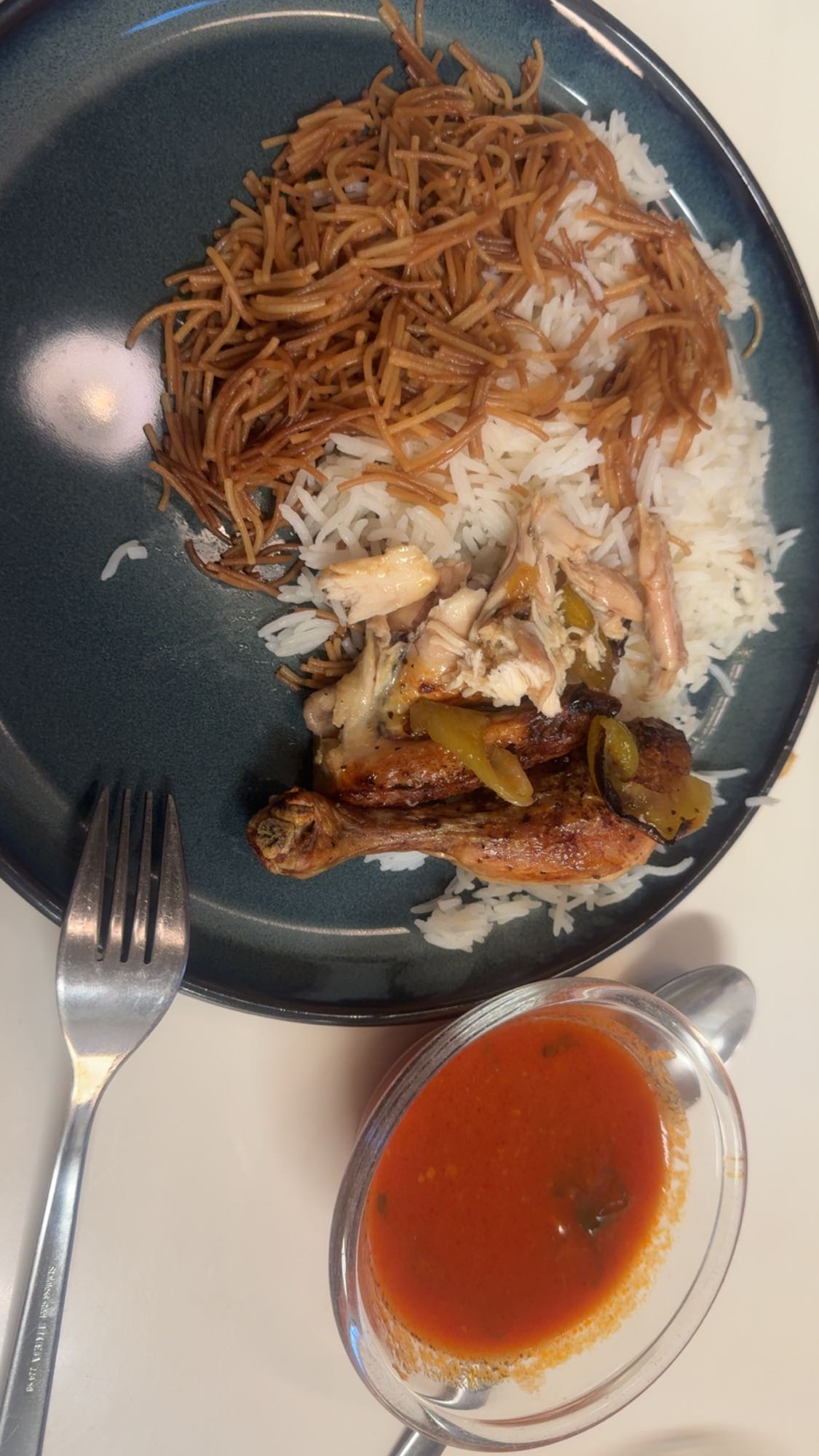 Kyckling med ris och vermicelli