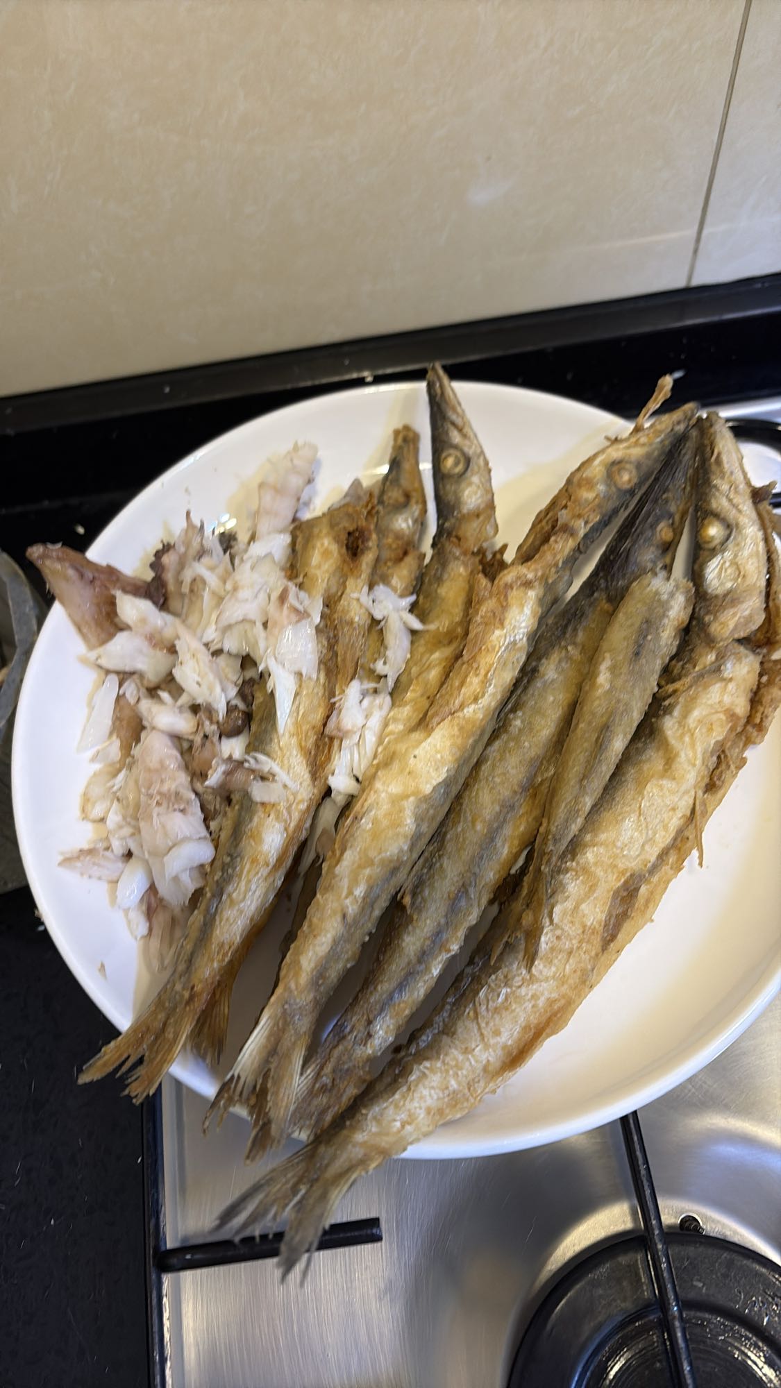 Fried whole fish plate