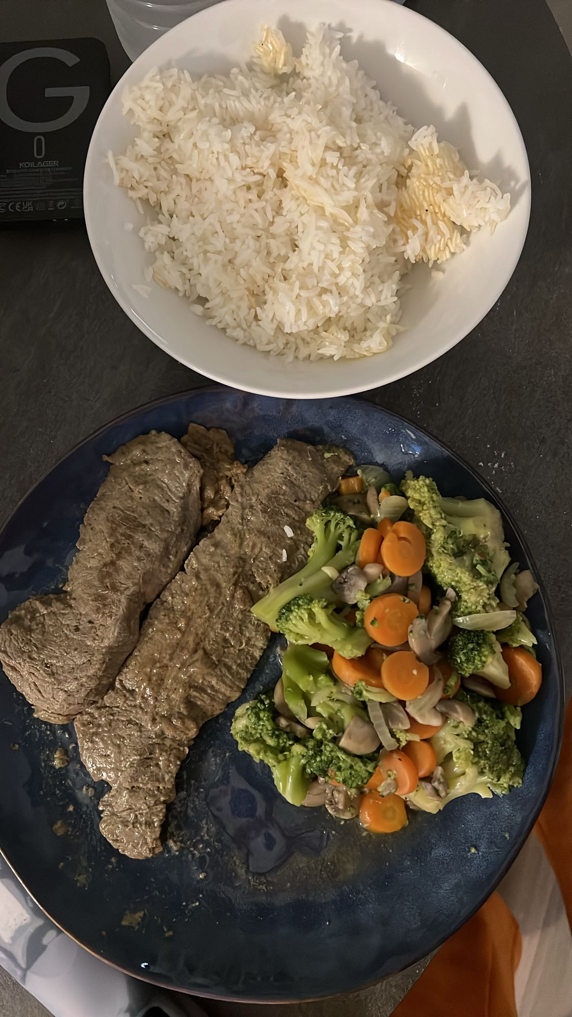 Boeuf, riz et légumes