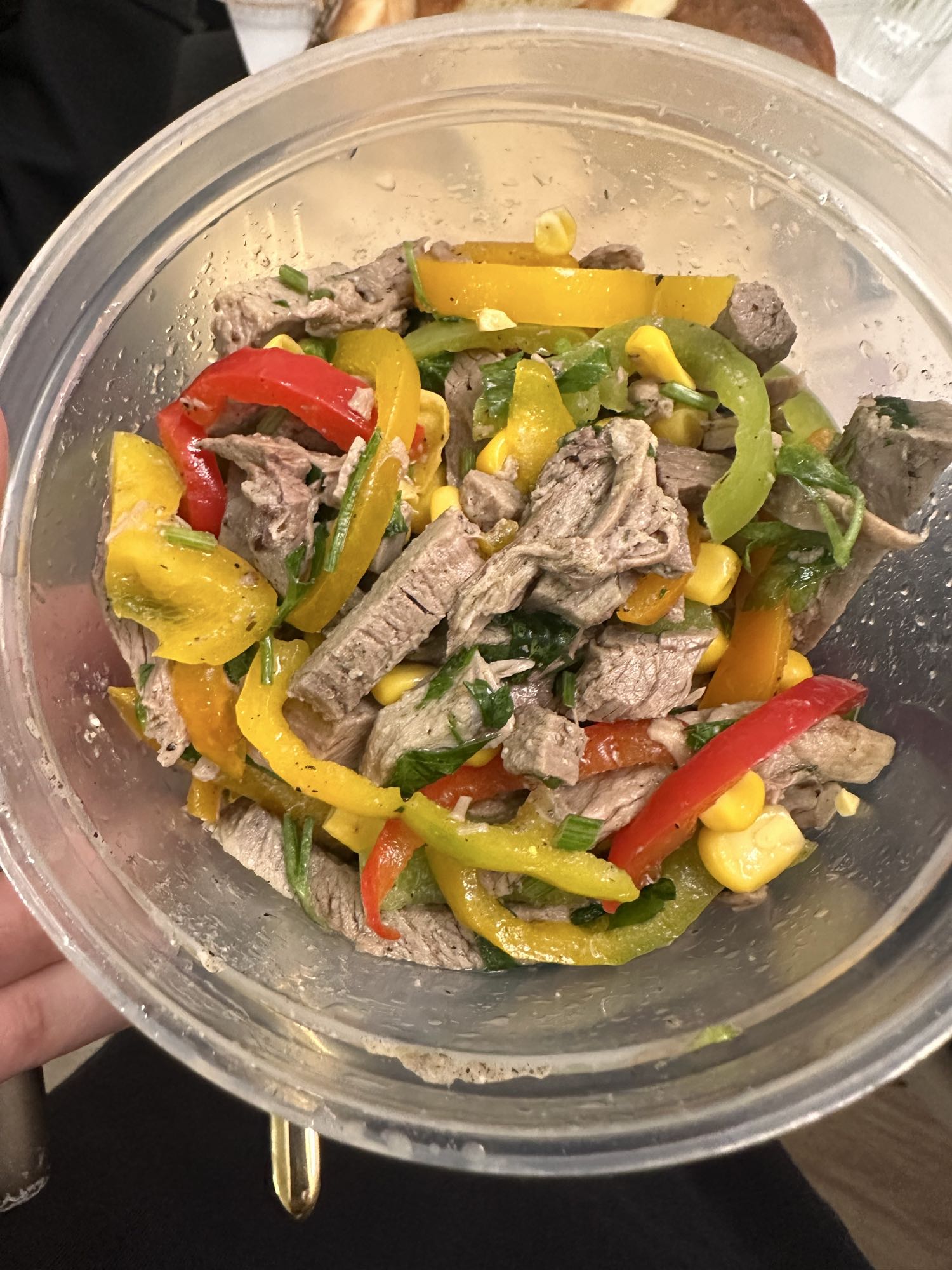 Говядина с овощами