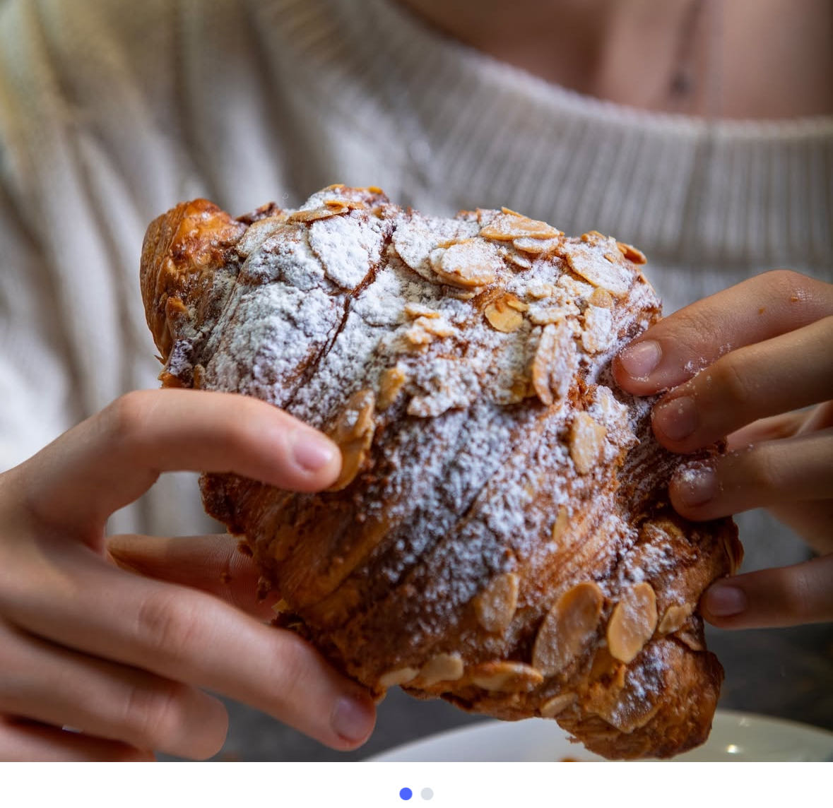 миндальный круассан