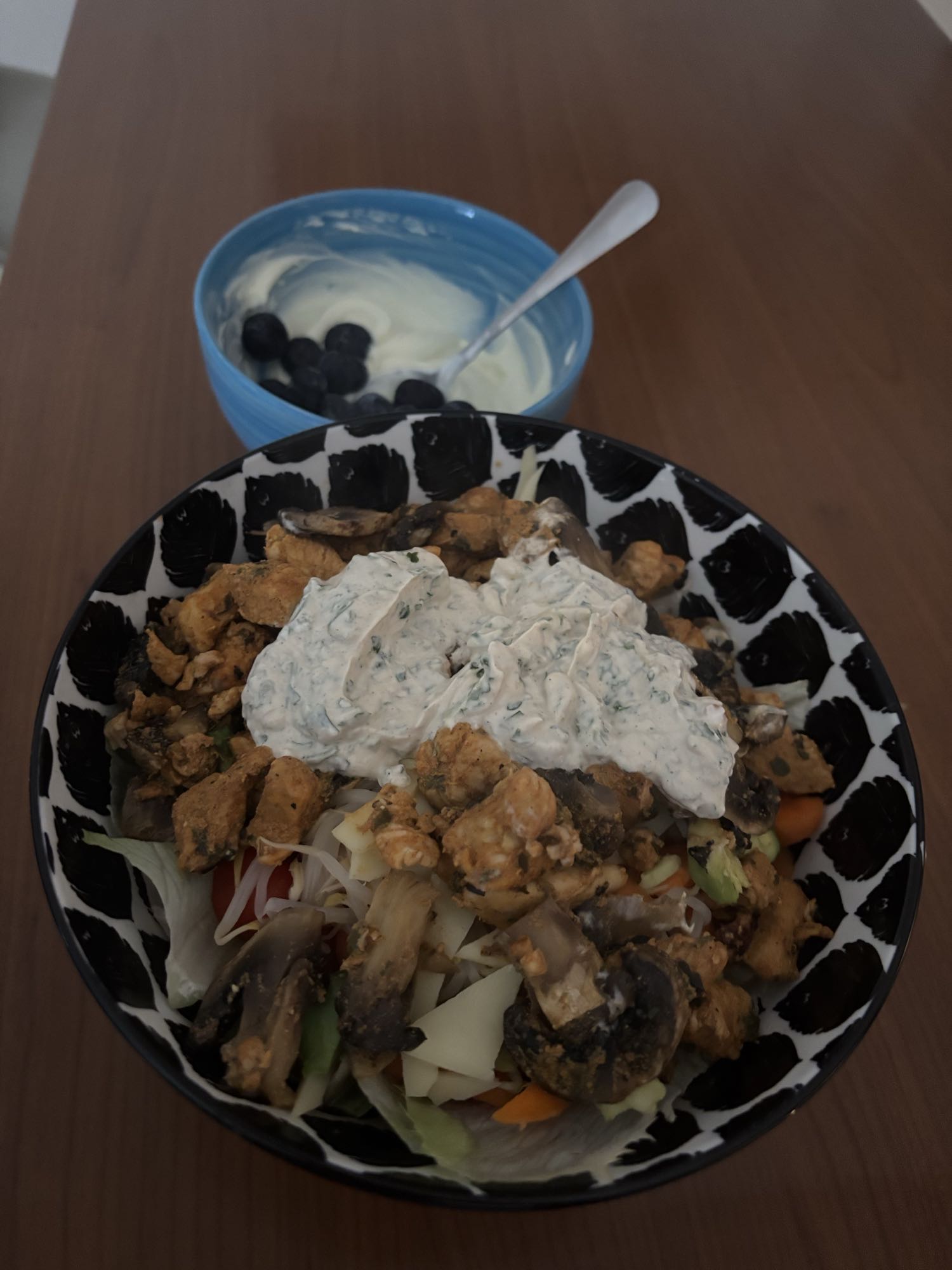 Salade au poulet et skyr