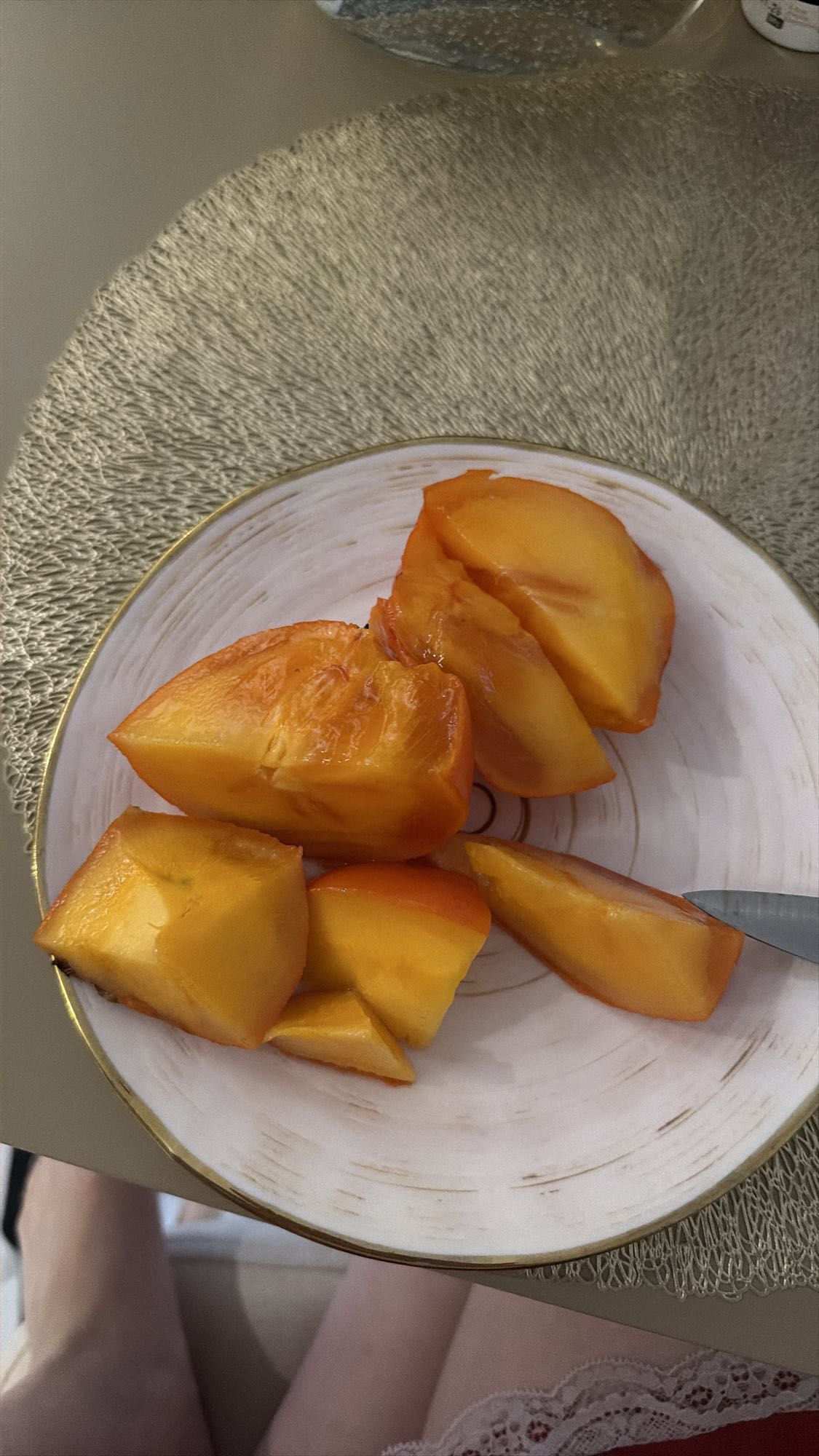 нарезанная хурма