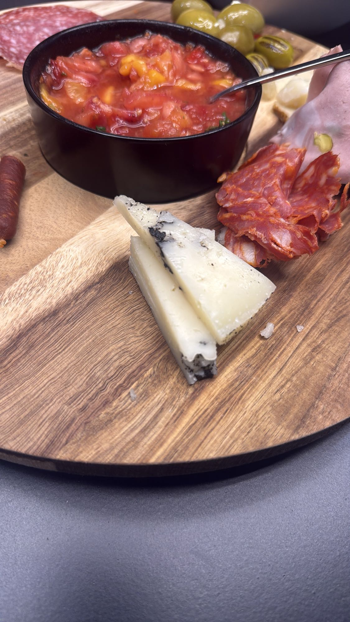 deska wędlin i serów