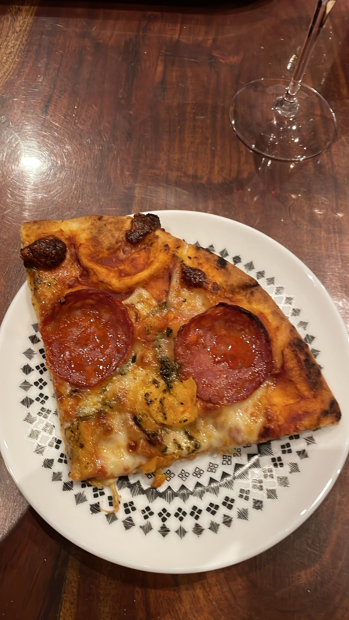 Tranche de pizza pepperoni