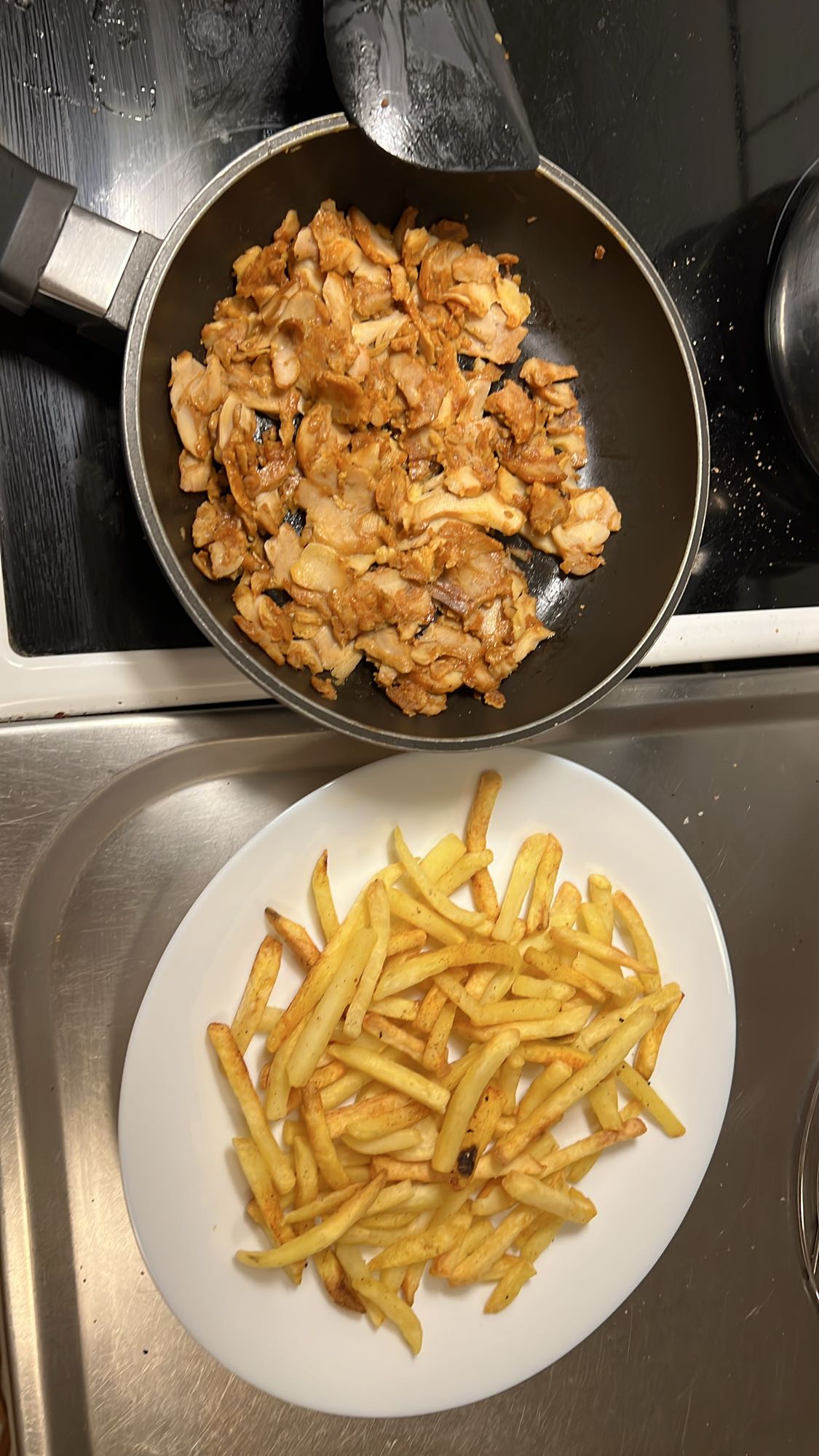 Kycklingkebab med pommes