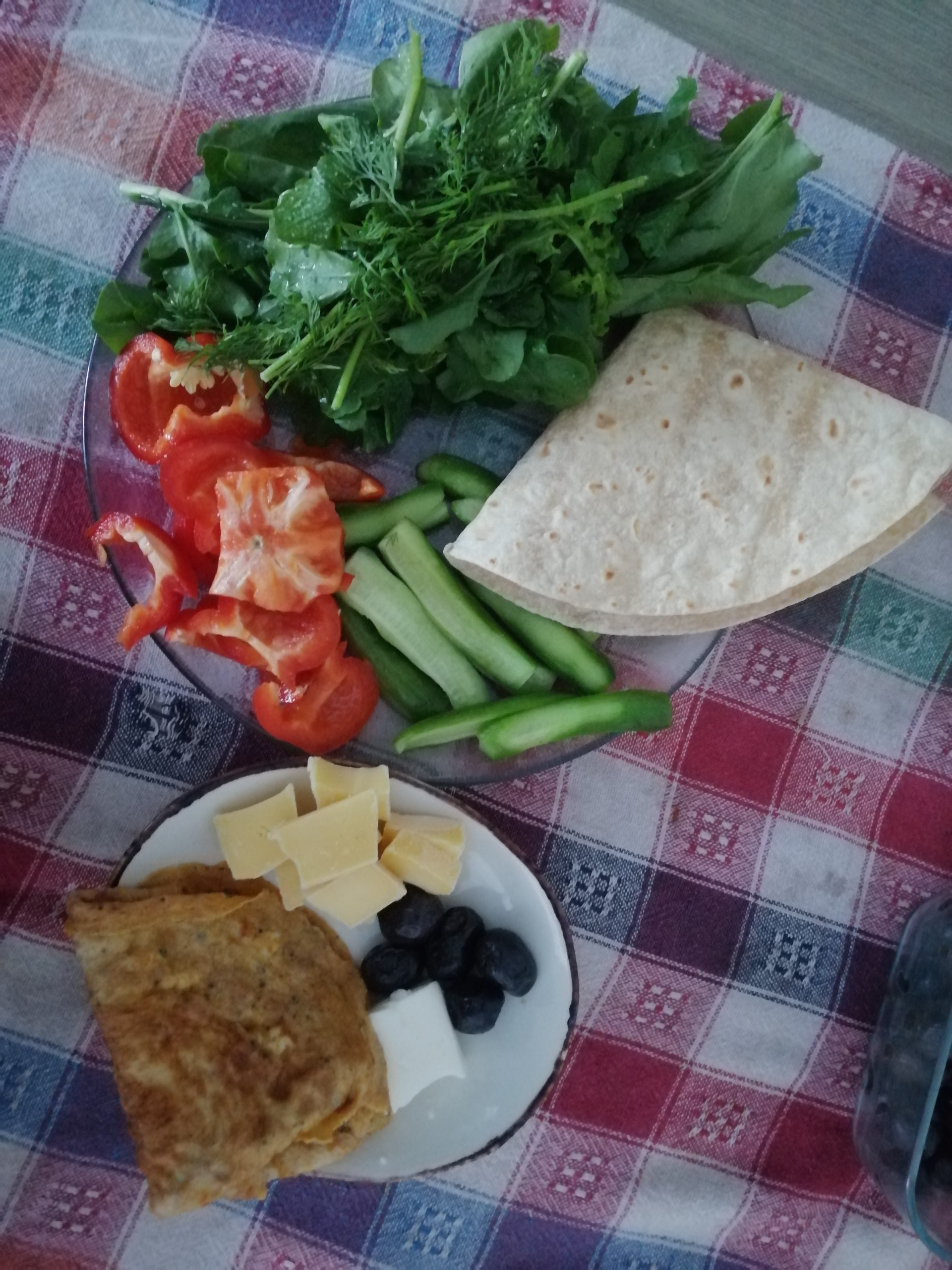Egg wrap veggie plate