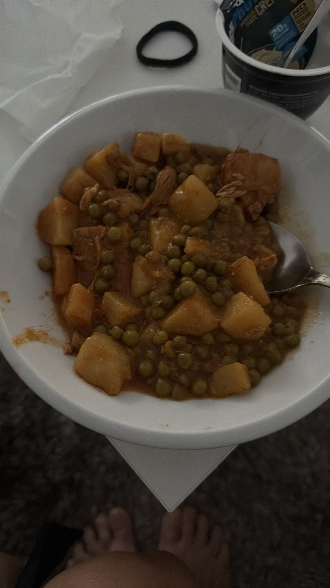 Tavuklu bezelye yemeği