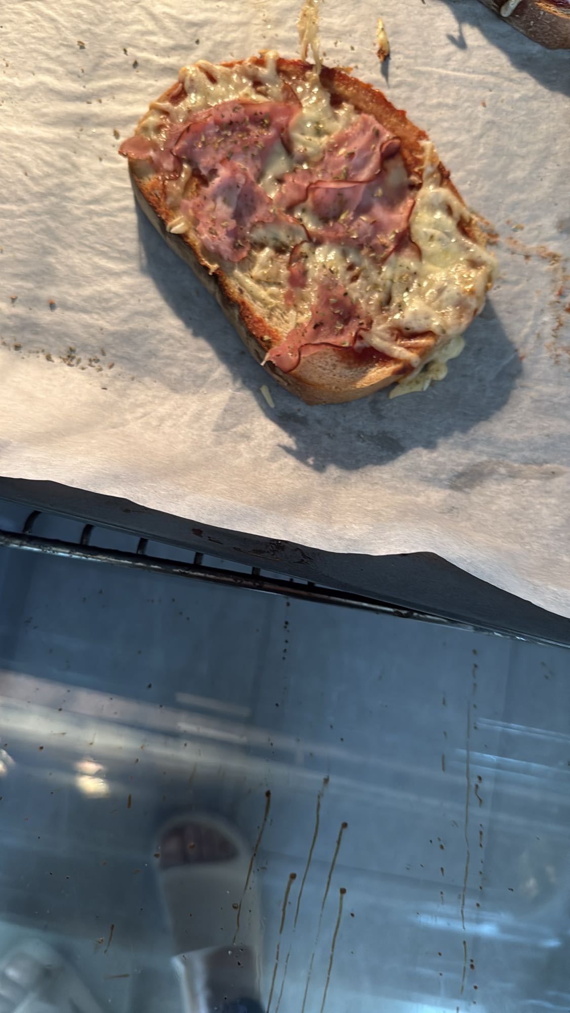 Varm macka med skinka & ost