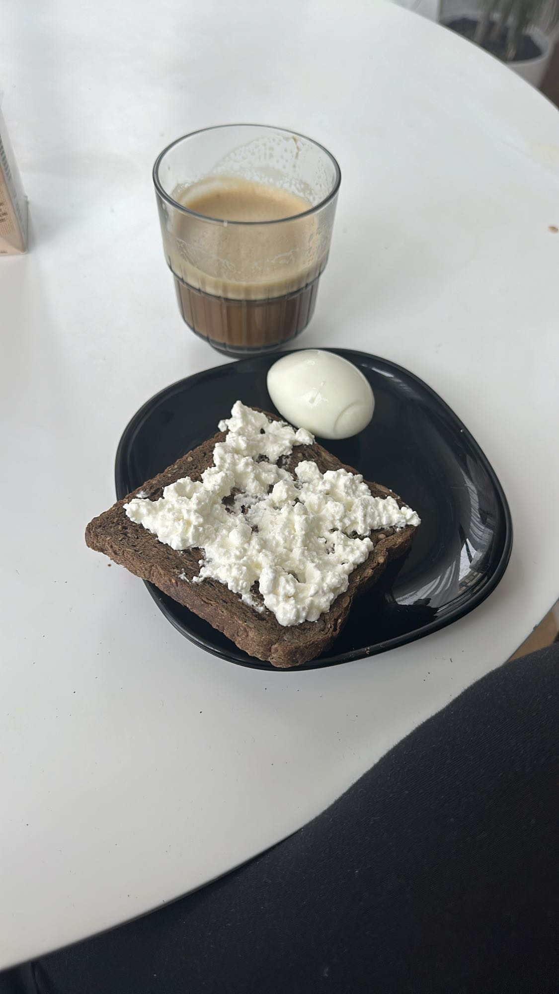 Mic dejun cu brânză