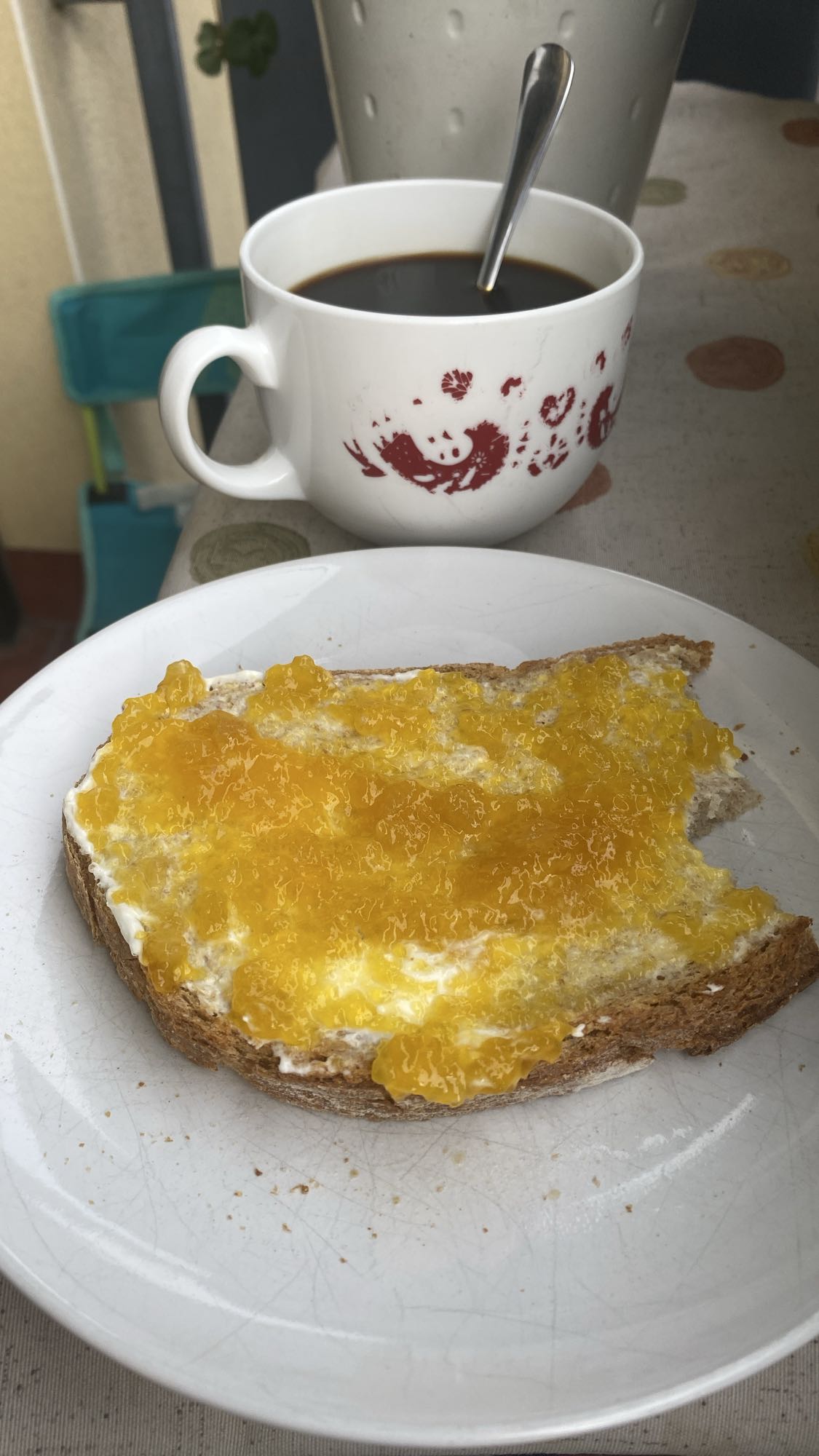 Tostada con mermelada
