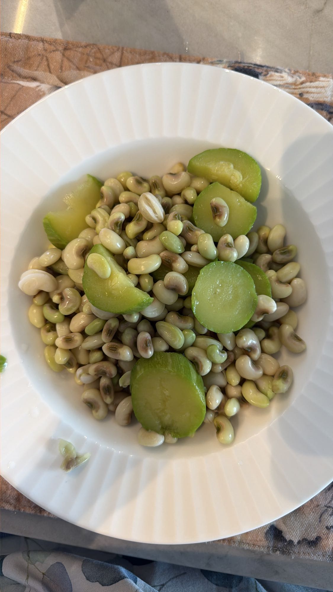 Black-eyed peas with squash