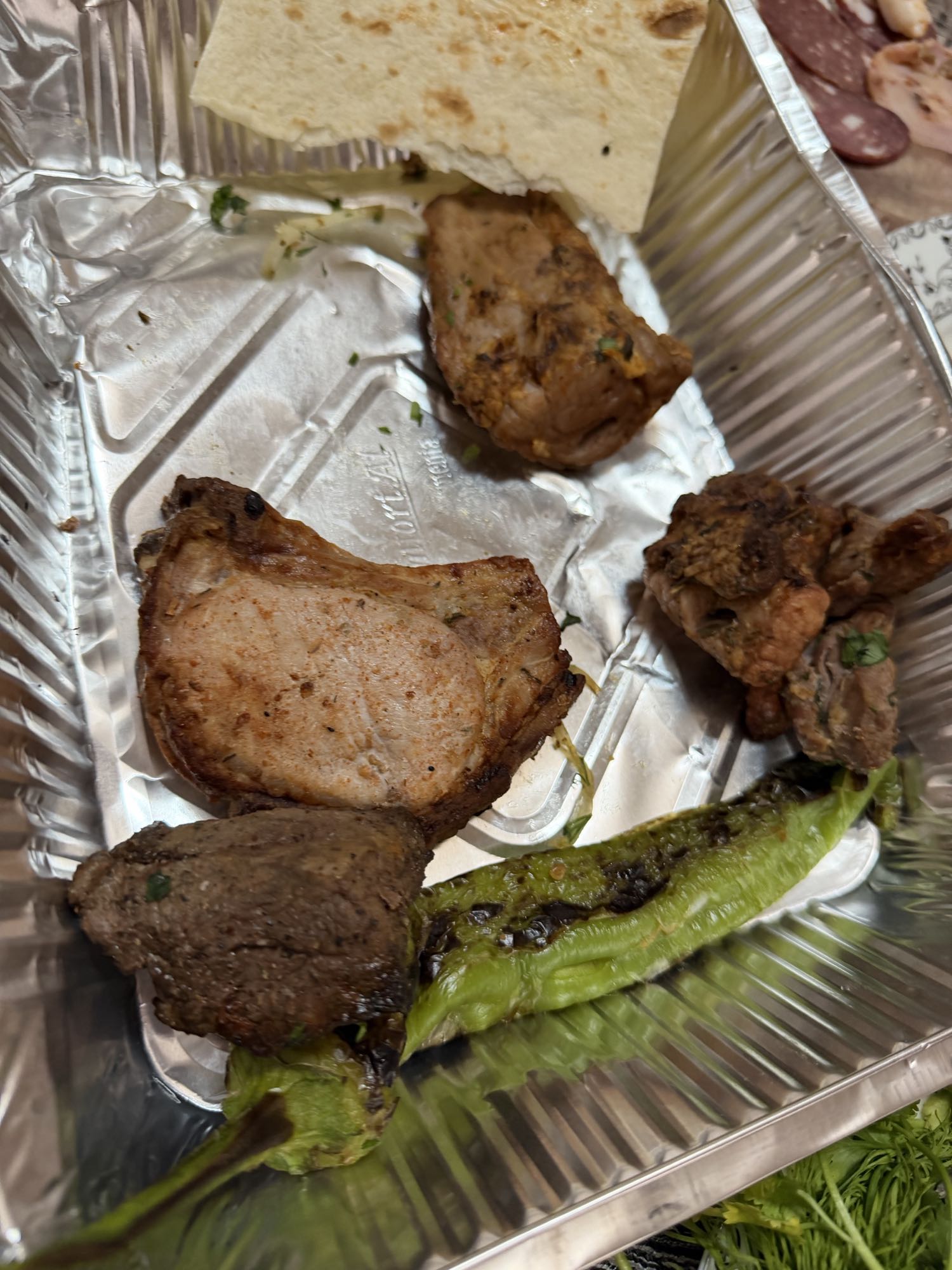 Шашлык ассорти с лавашом