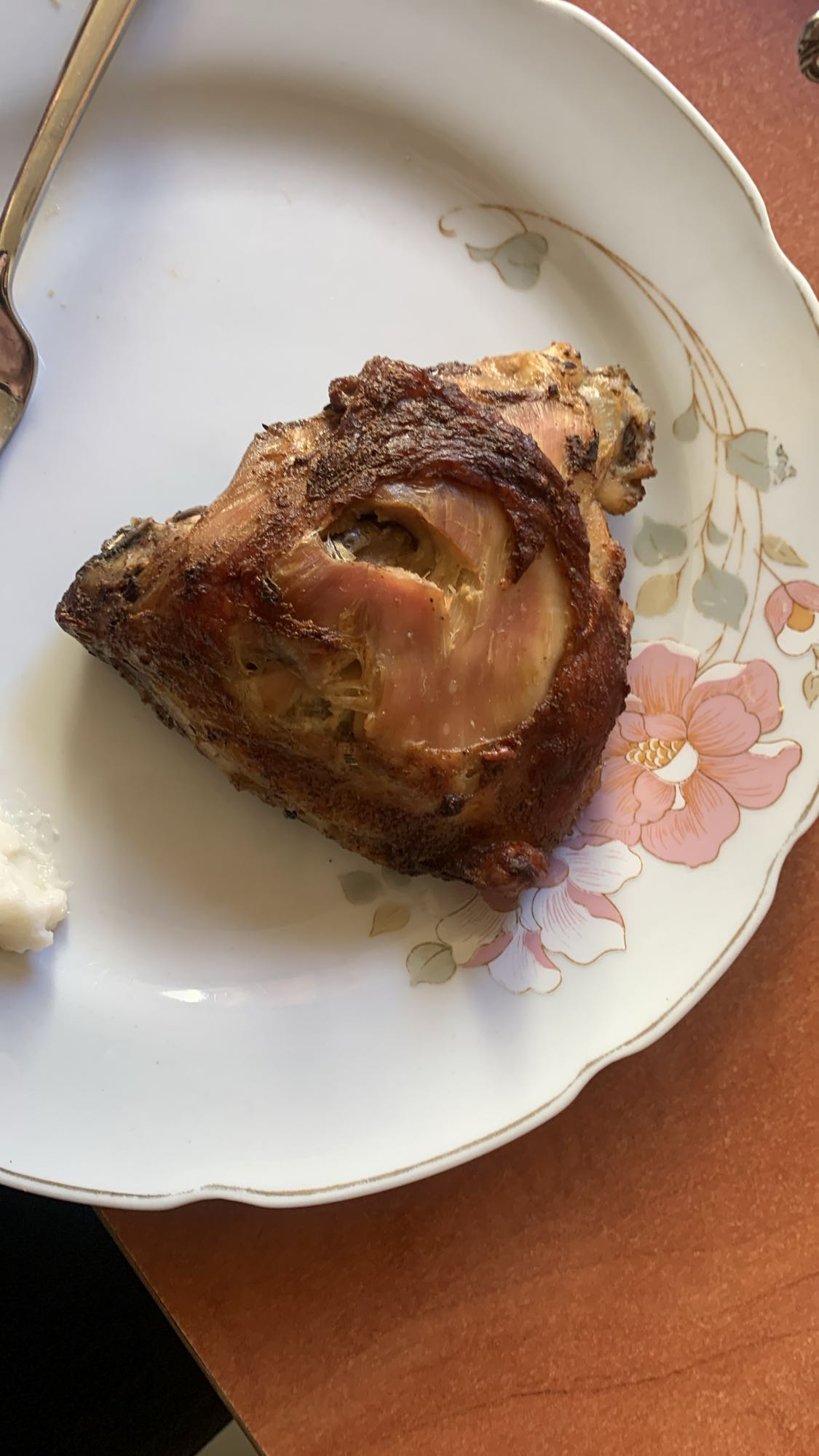 Roasted pork knuckle