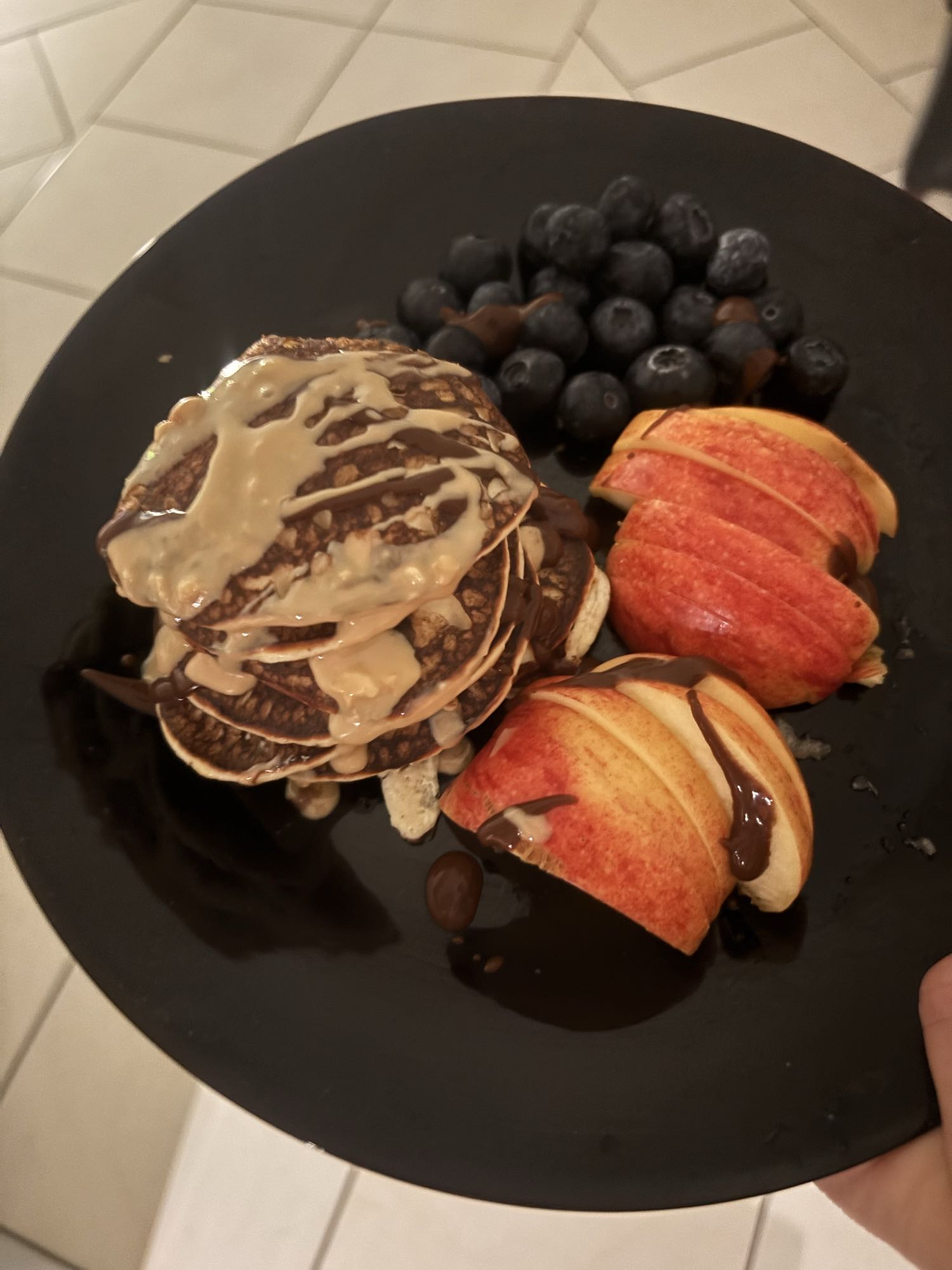 Petits suisses aux fruits et beurre de cacahuète
