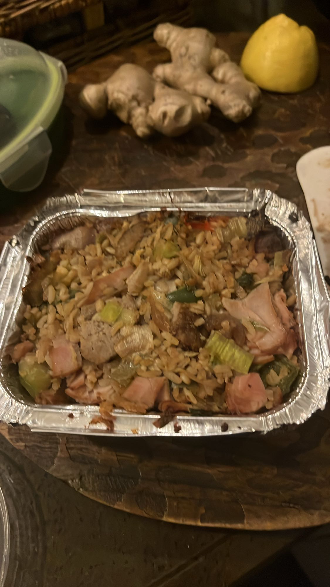 Rijst met vlees en groenten