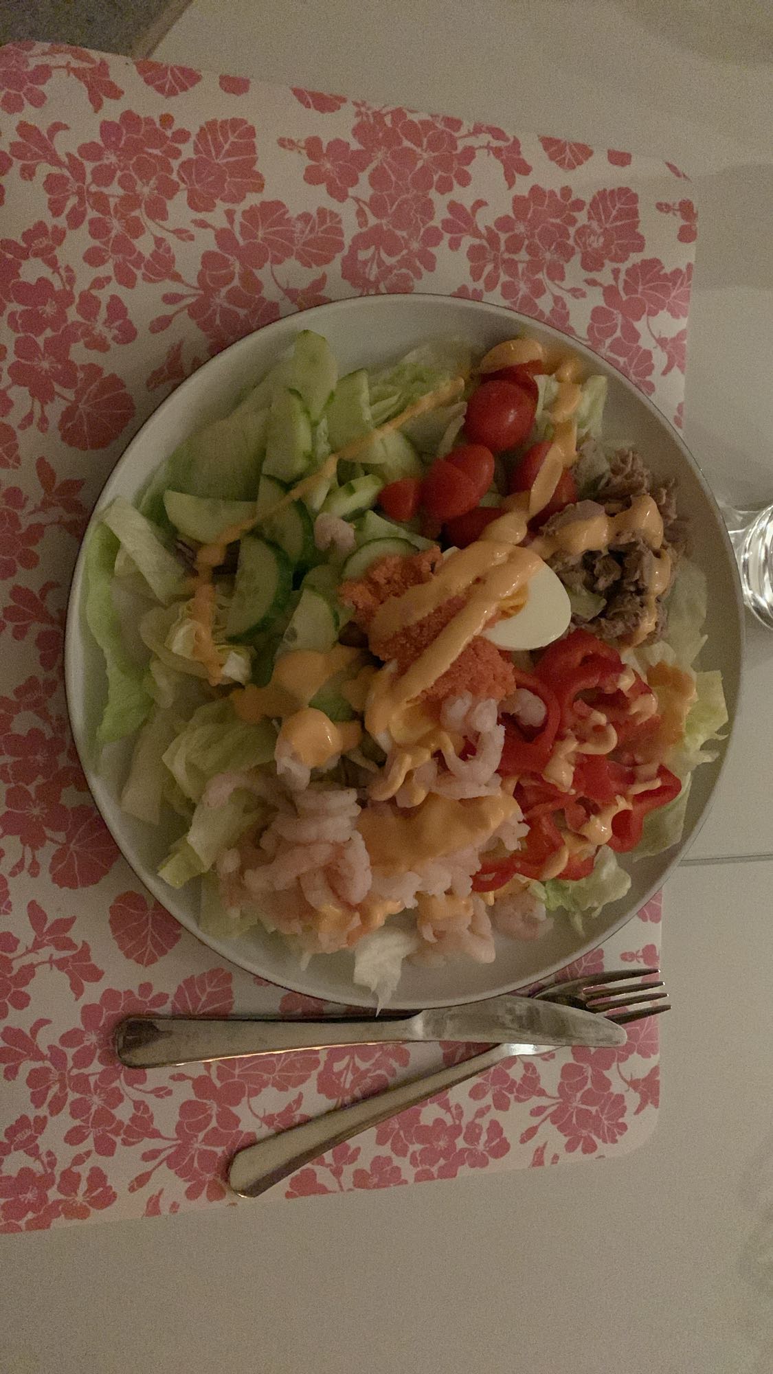 Räksallad med ägg & tonfisk