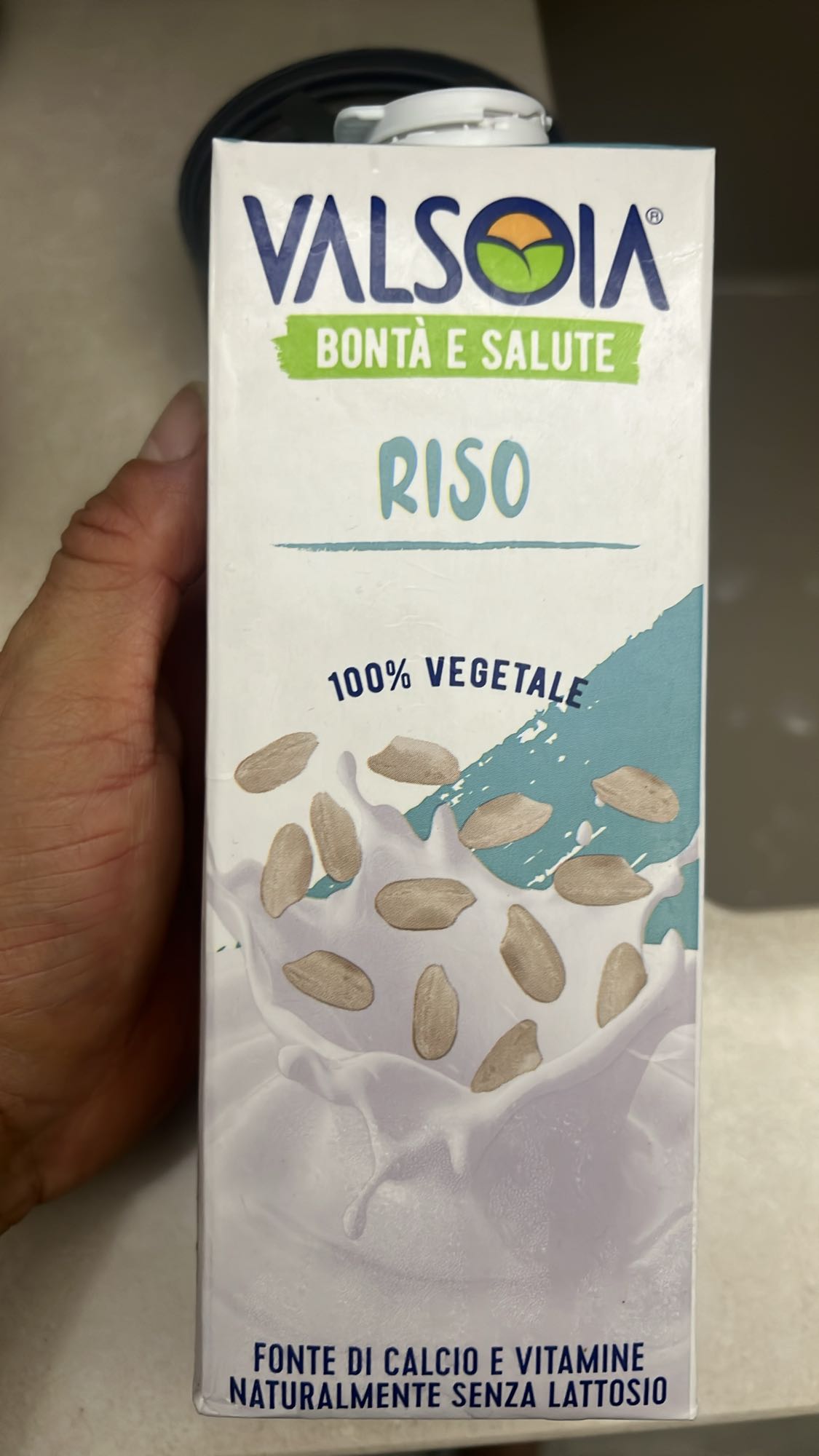 Latte di riso vegetale