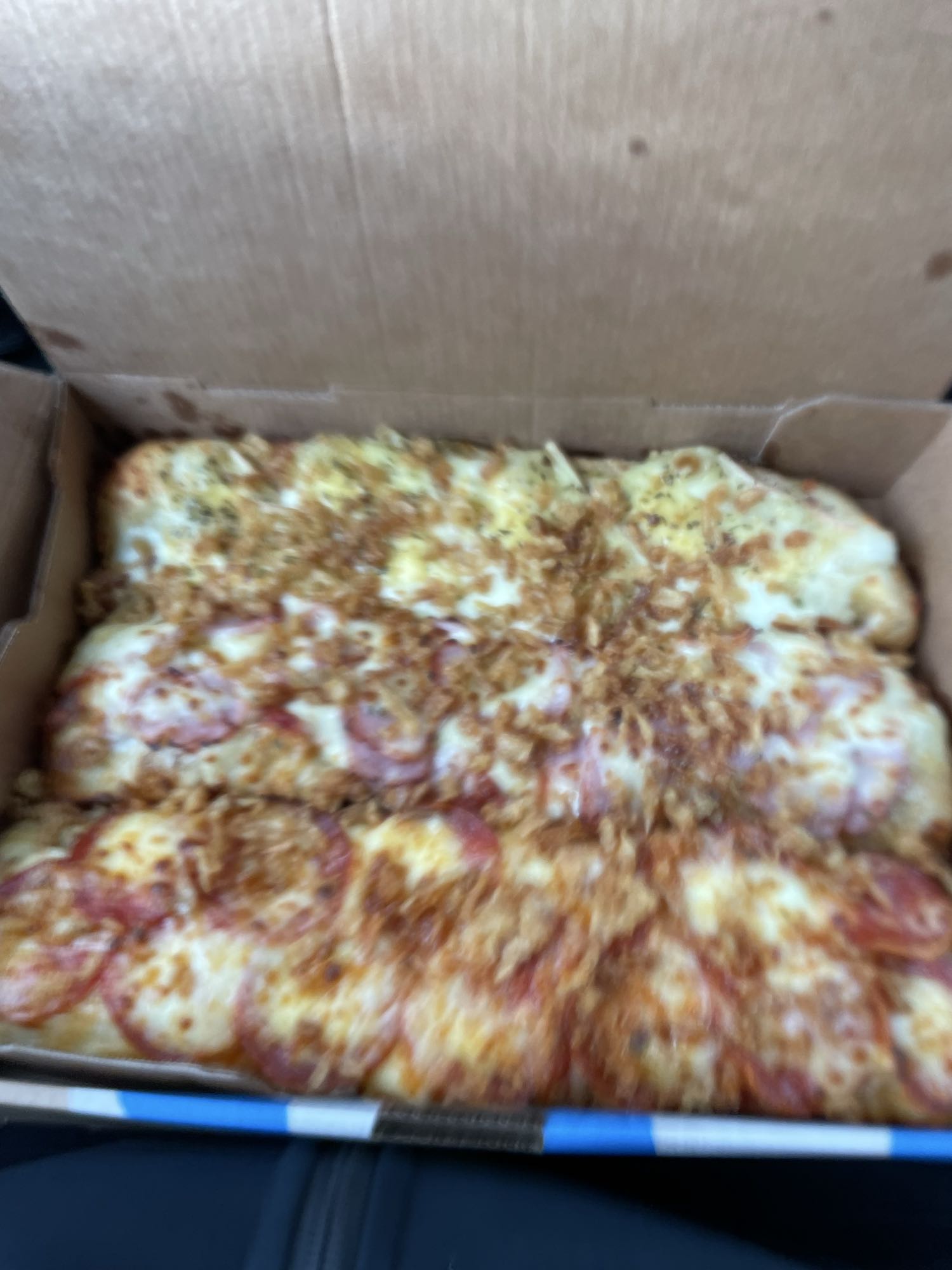 Pain à l'ail pepperoni