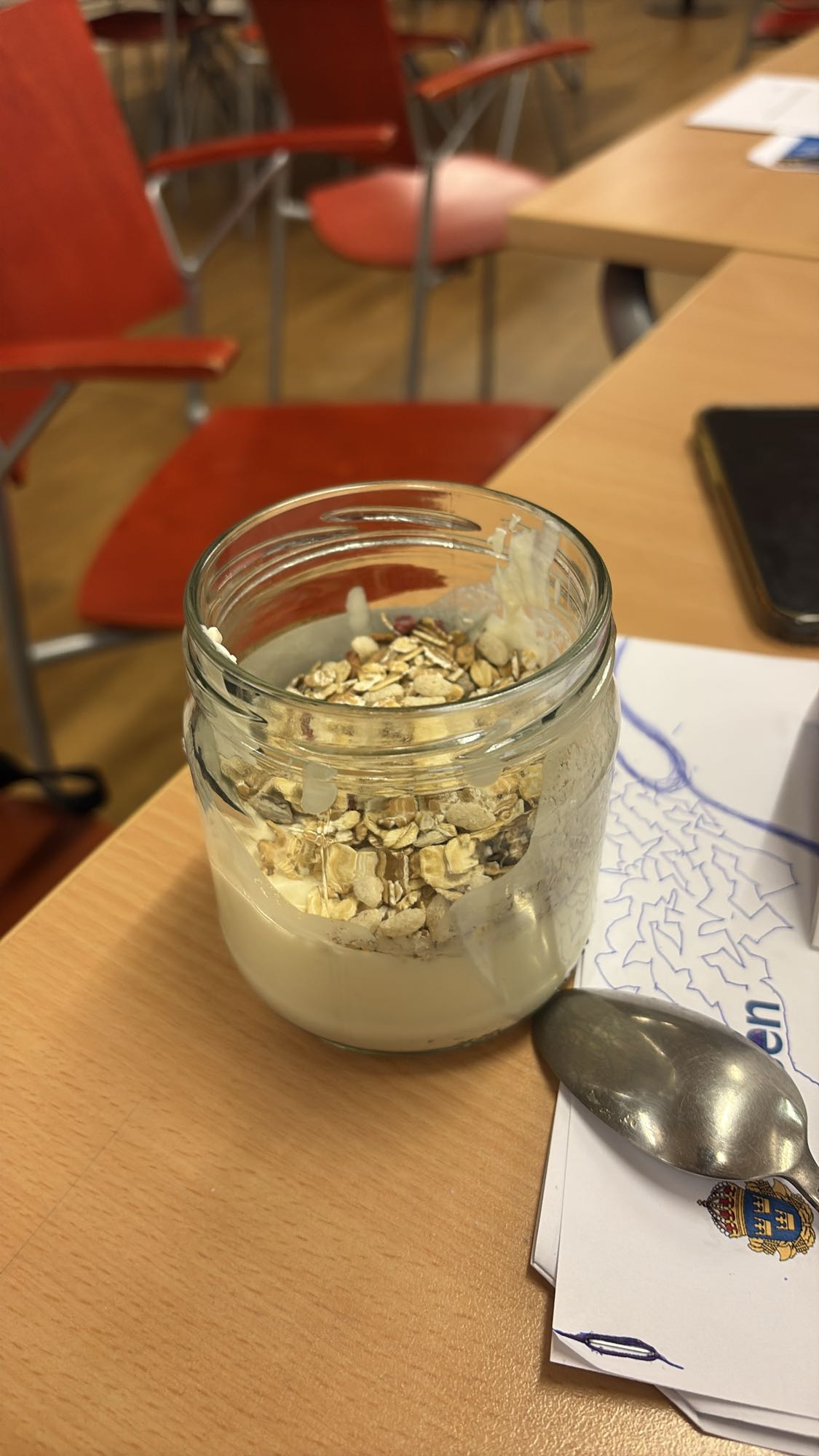 Yoghurt med müsli