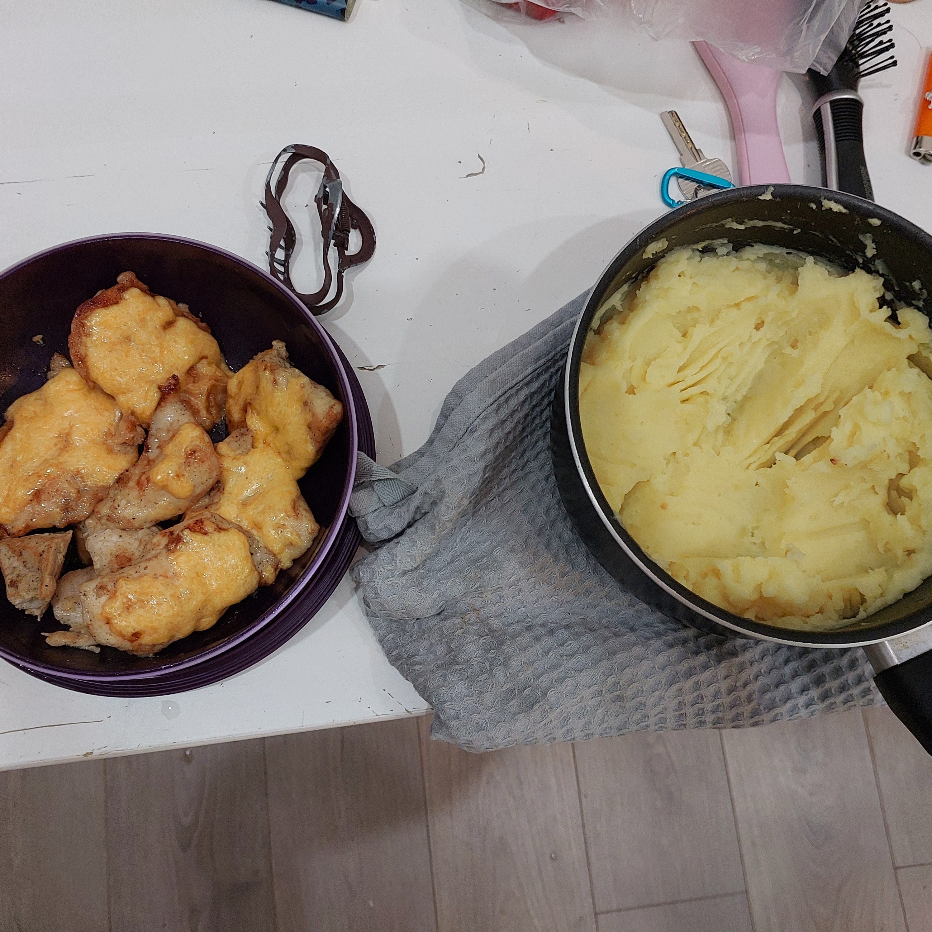 Cheesy Chicken & Mash