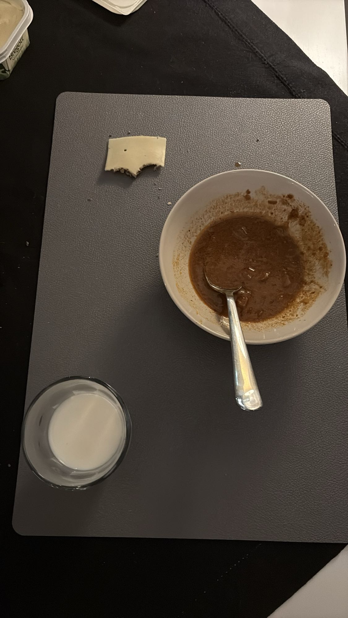 Soppa med bröd och mjölk