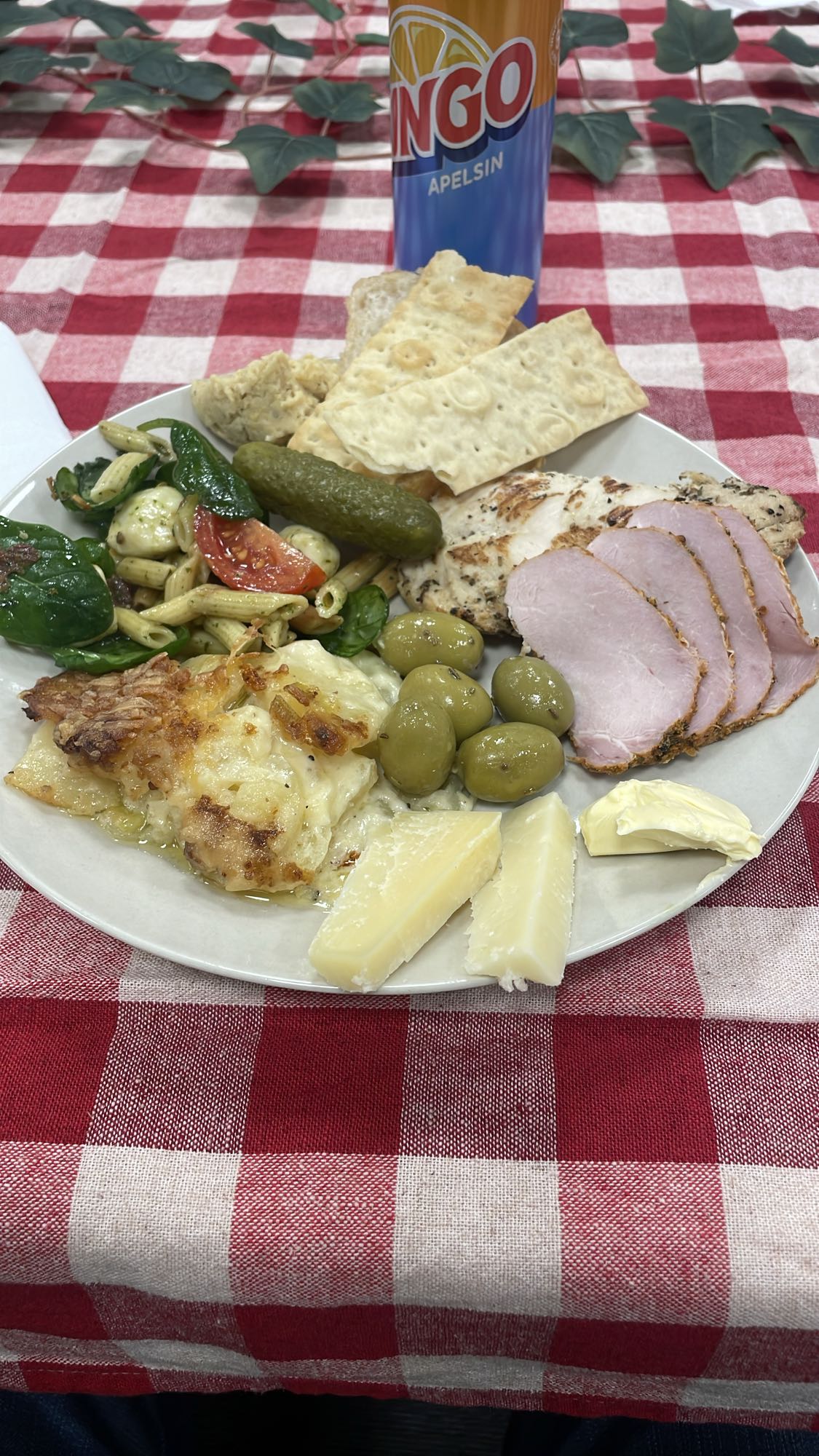 Blandad buffétallrik