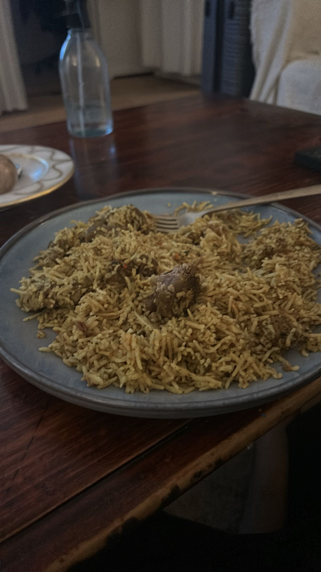 riz épicé avec agneau