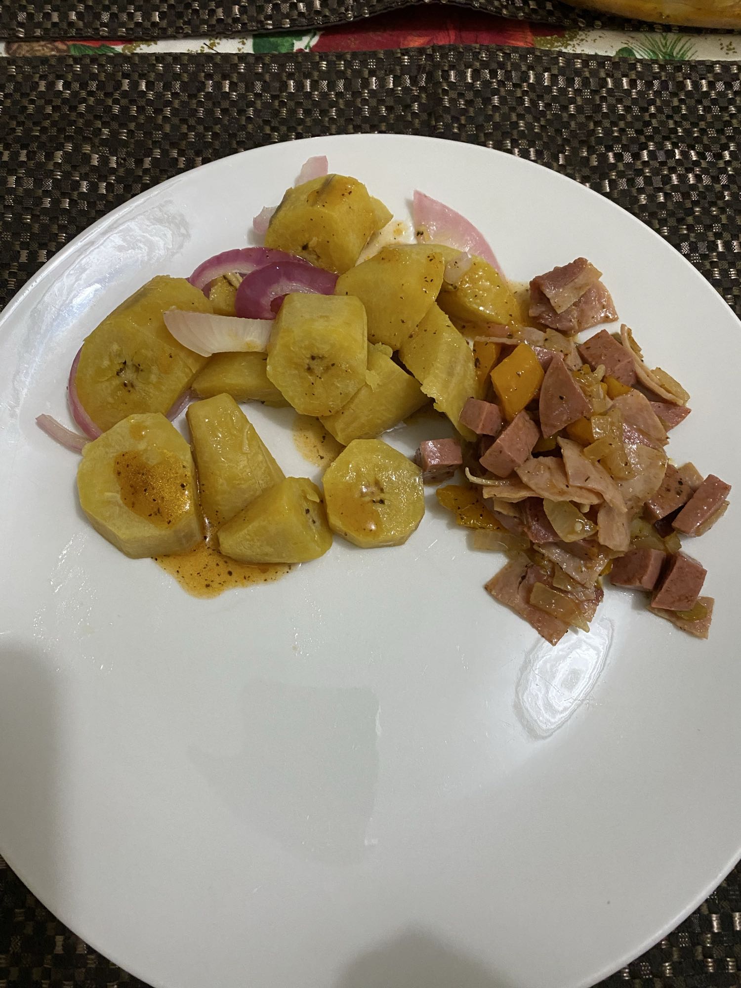Plátano con jamón