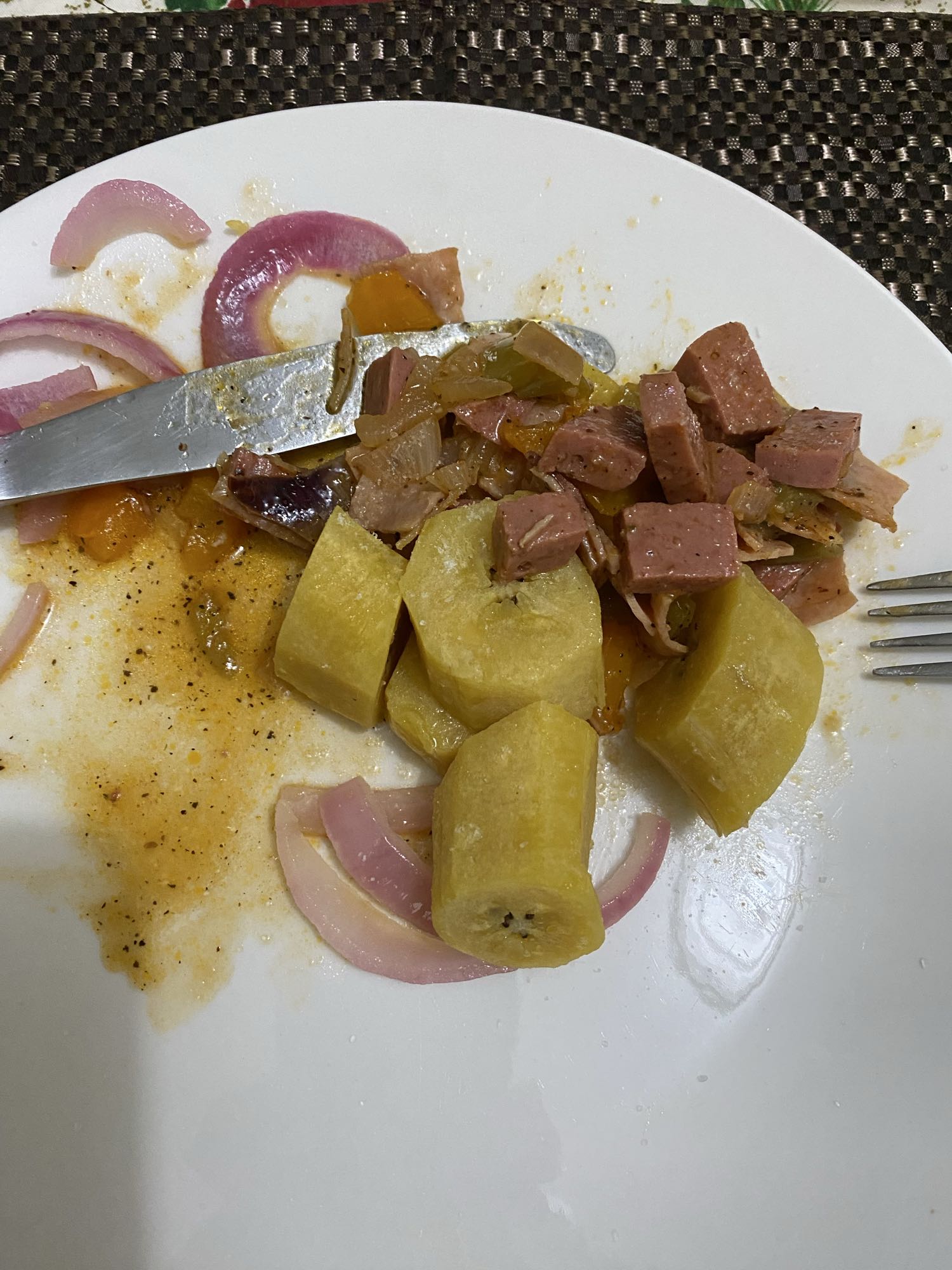 Plátano con salchicha