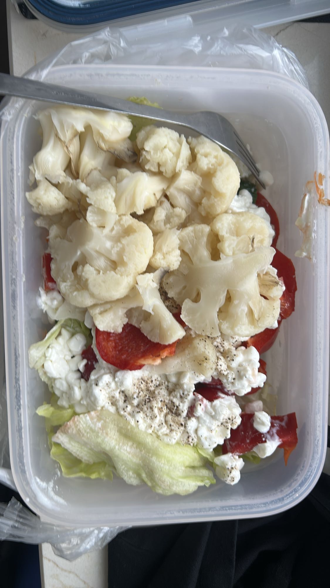 Sałatka z kalafiorem