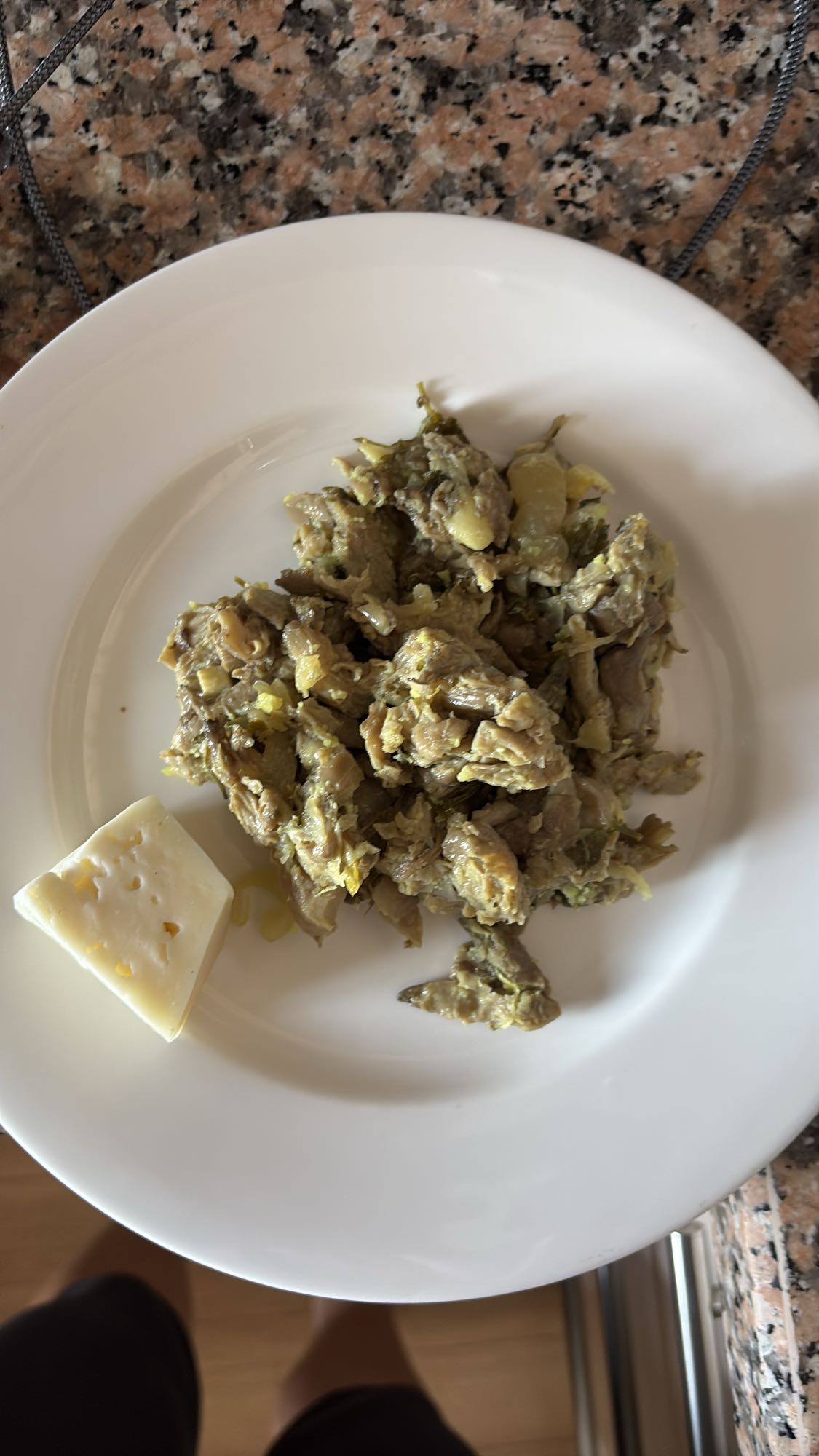 Eggs with mushrooms and cheese