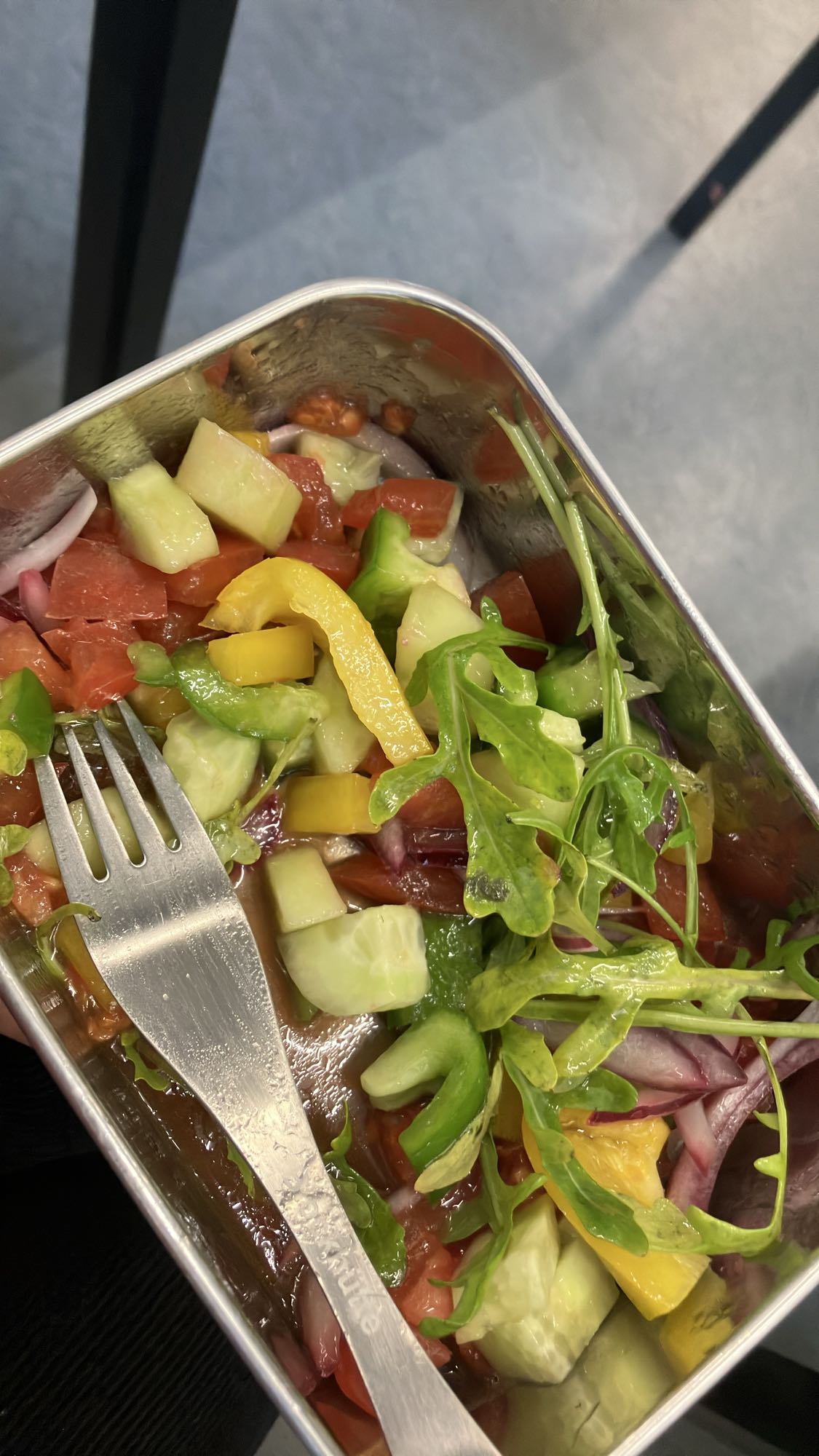 Salada fresca colorida