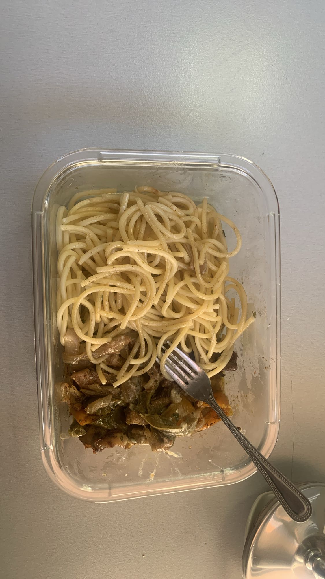 Spaghetti with beef stir-fry