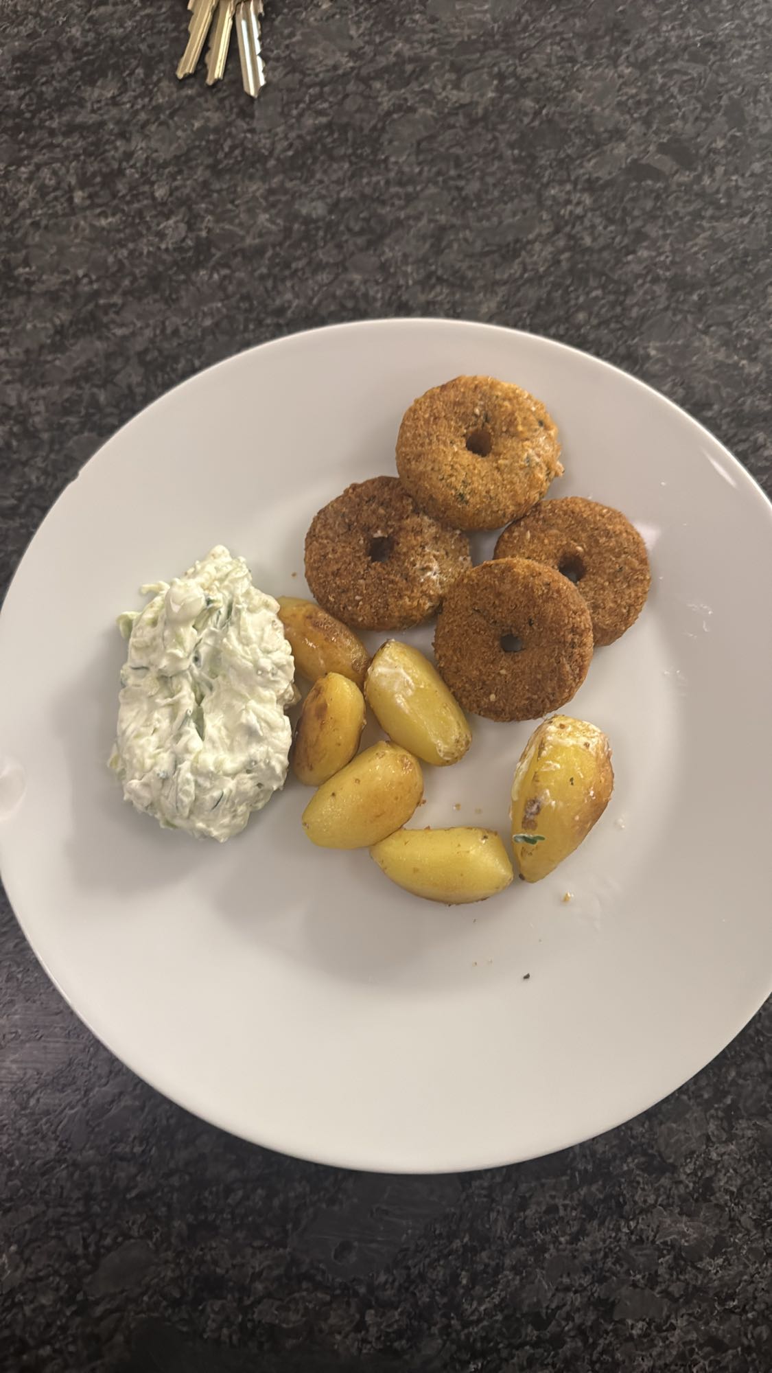 Falafel med potatis & sås