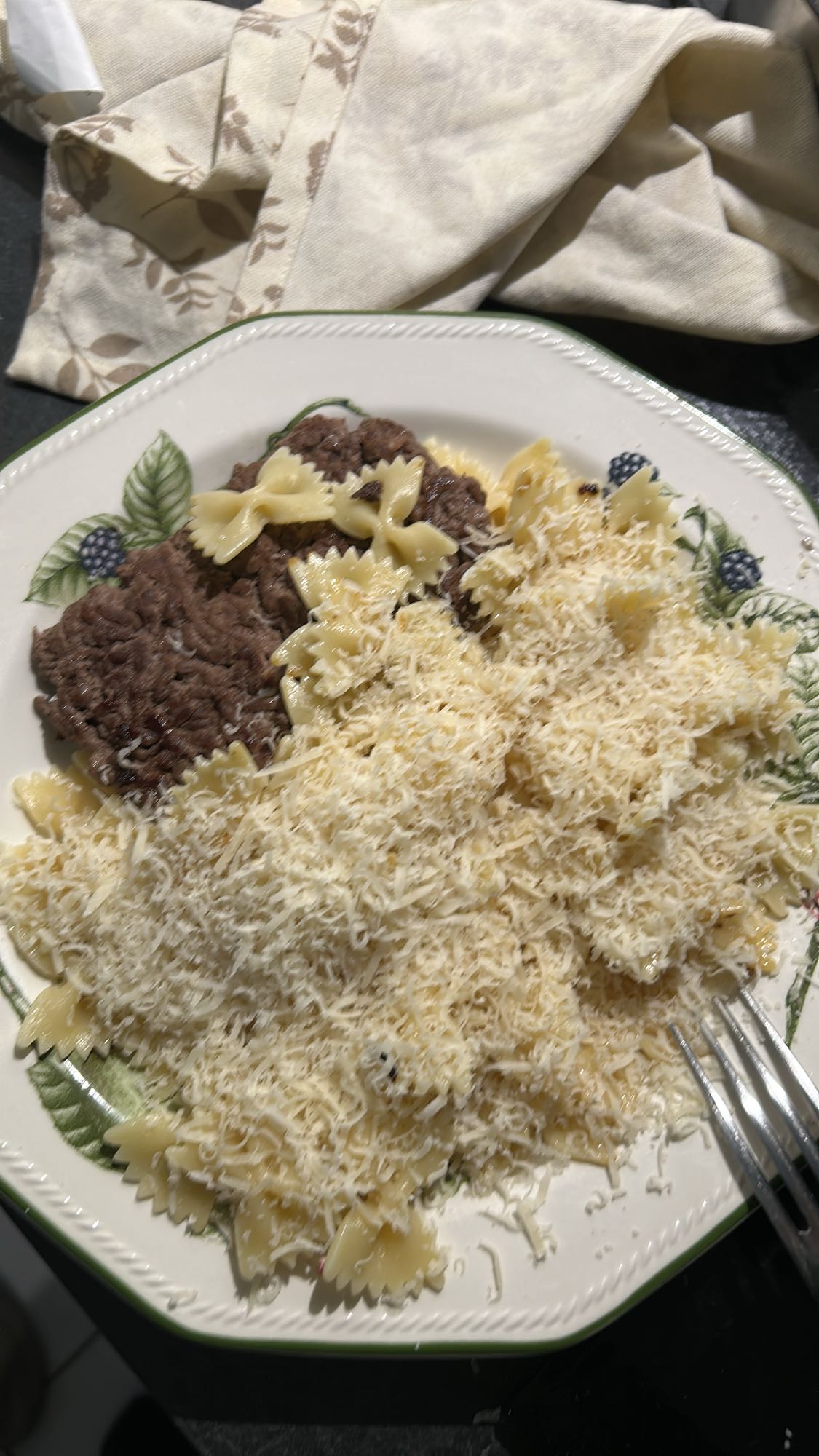 Pâtes au bœuf et fromage