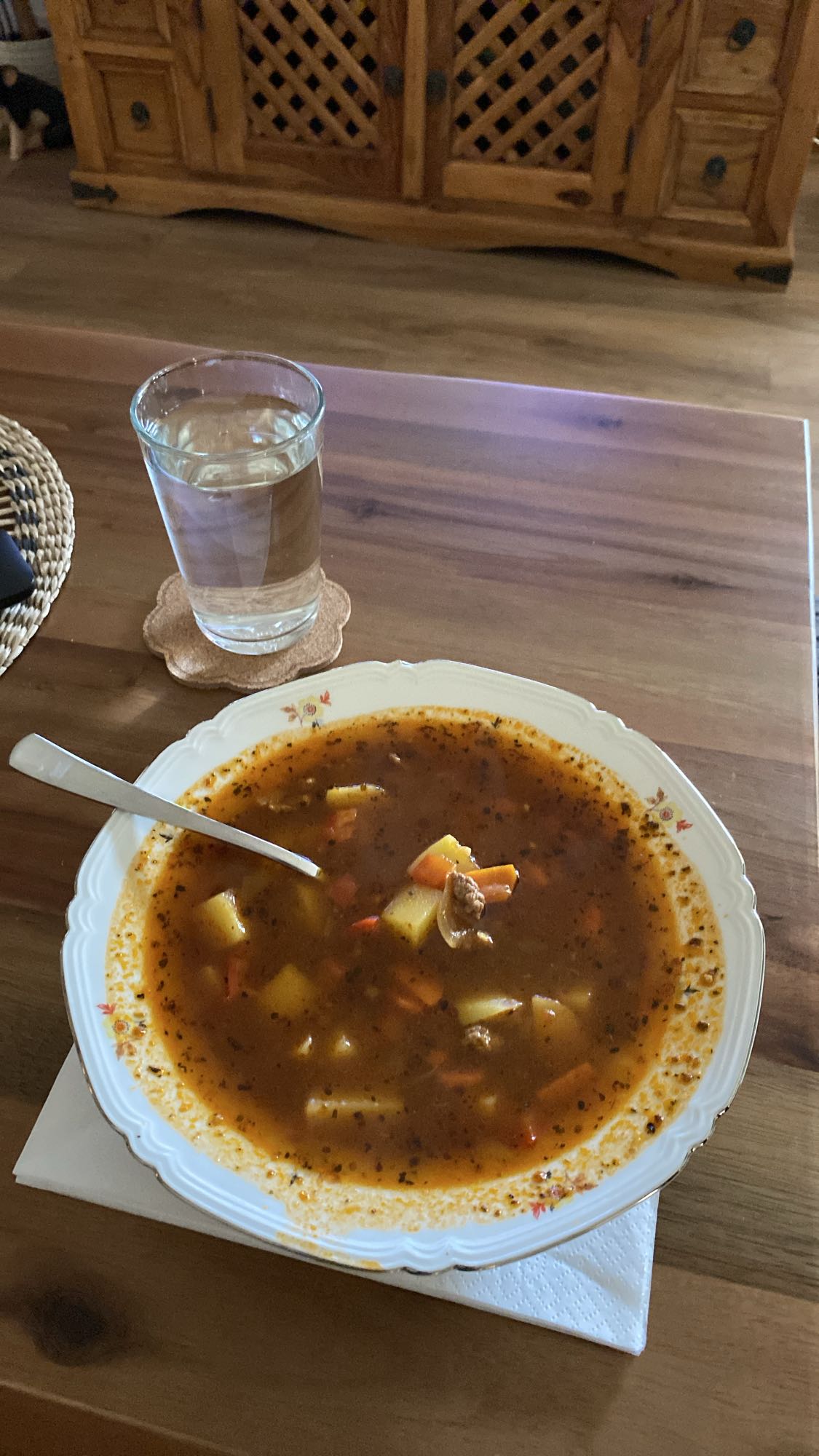 Köttgryta med grönsaker