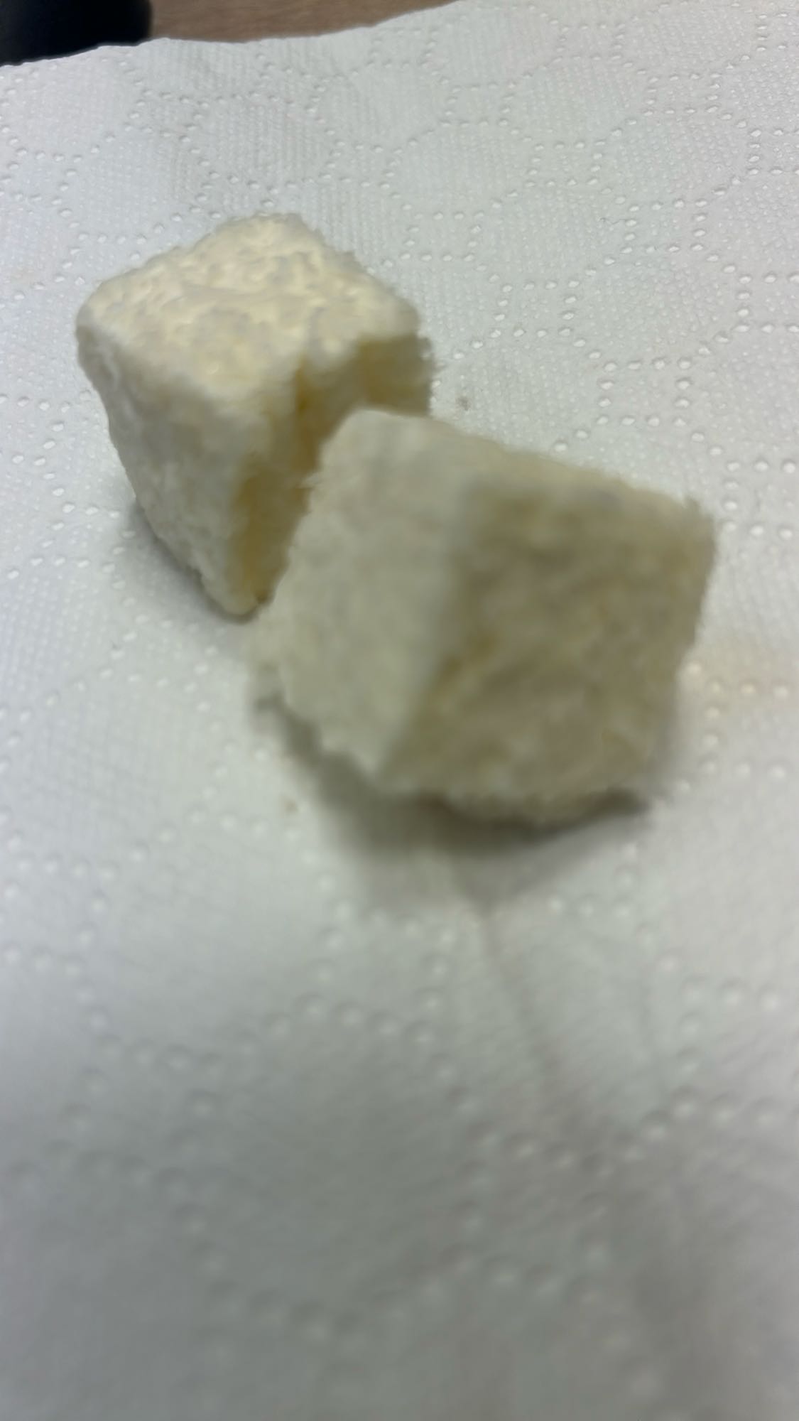 cuburi de brânză telemea