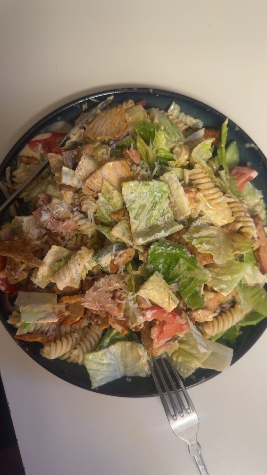 Kycklingsallad med pasta