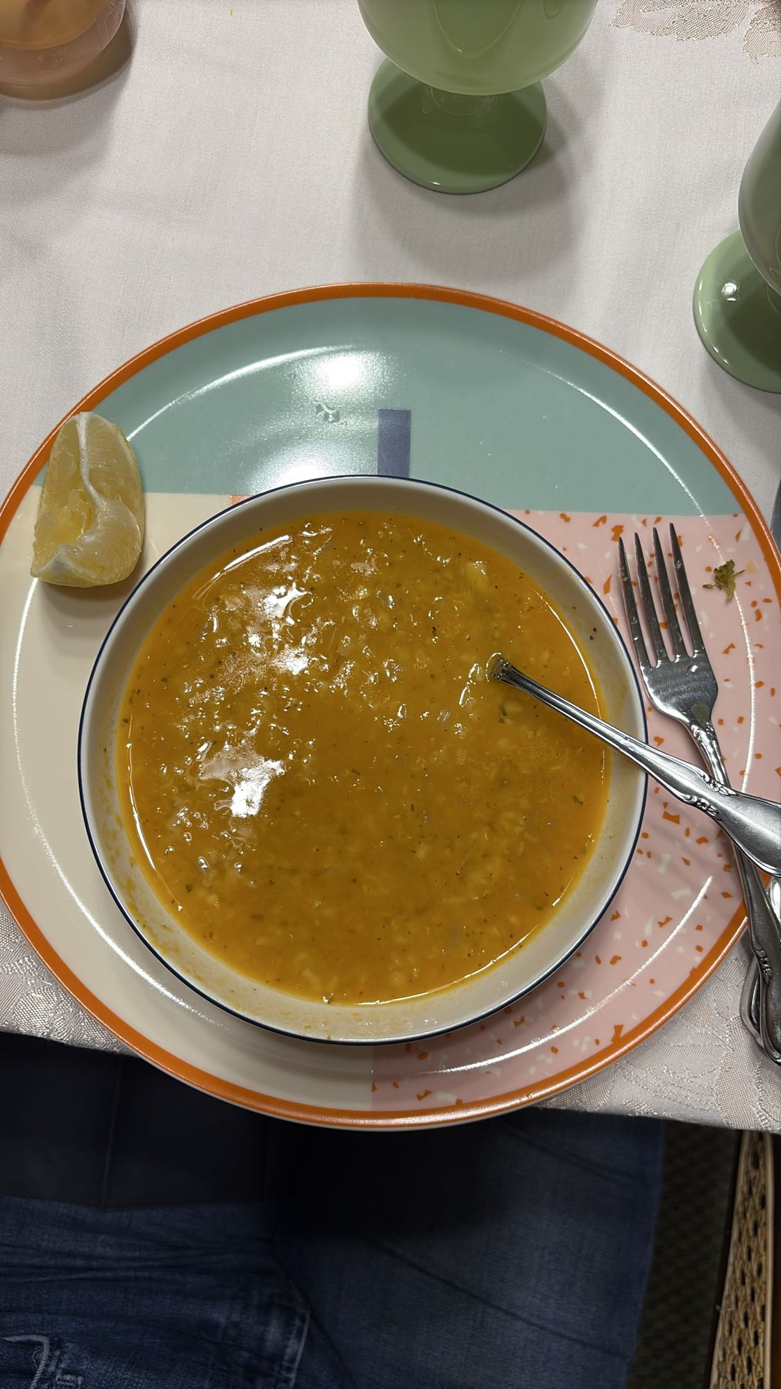 Lentil soup with lemon