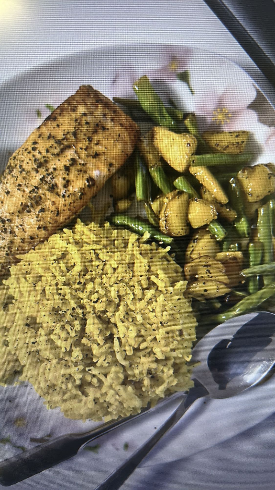 Salmon with rice and veggies